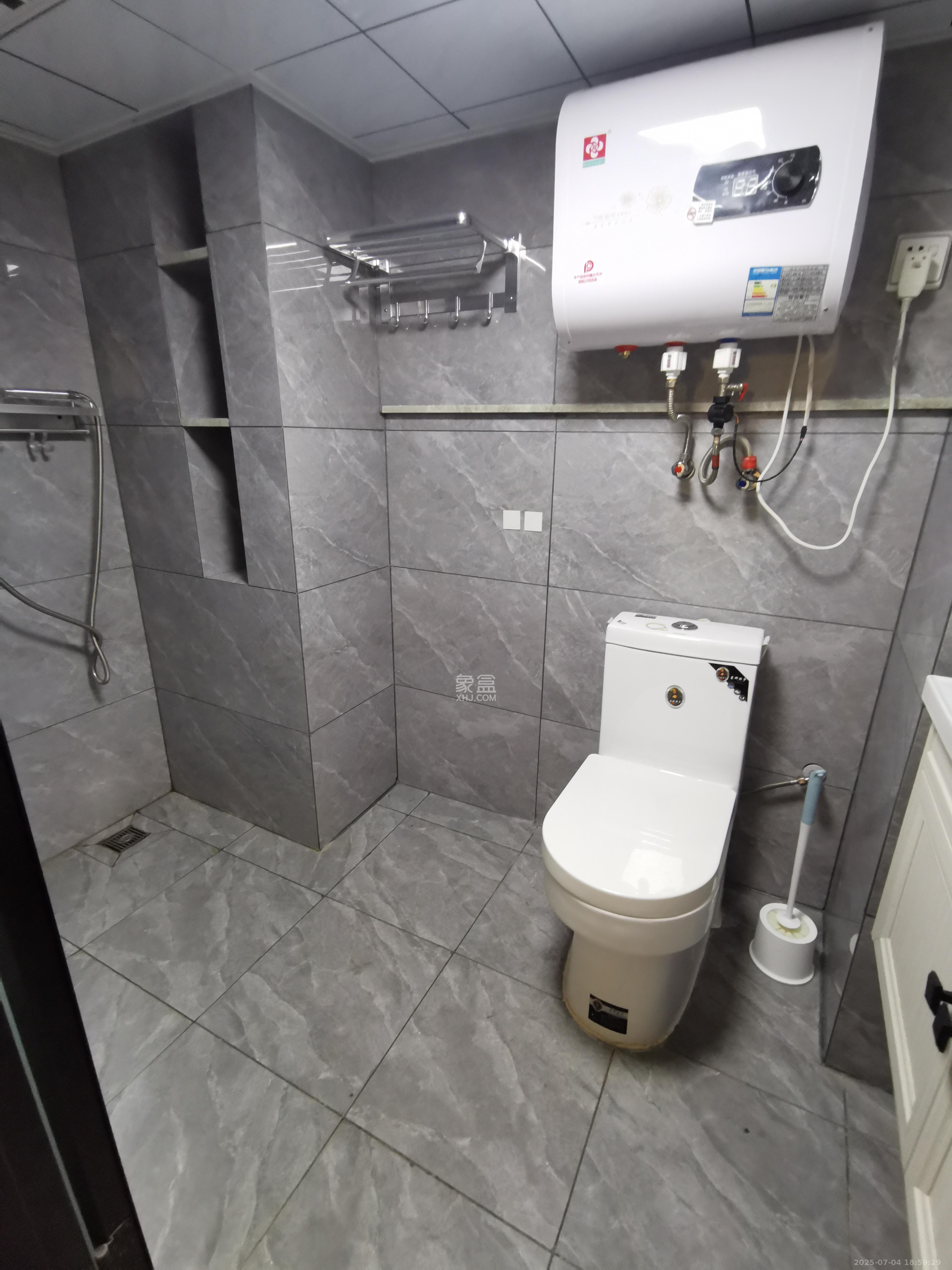 龙湖新壹城 1室1厅1卫 1400.0元/月 龙湖新壹城 1室1厅1卫 1400.0元/月室内图