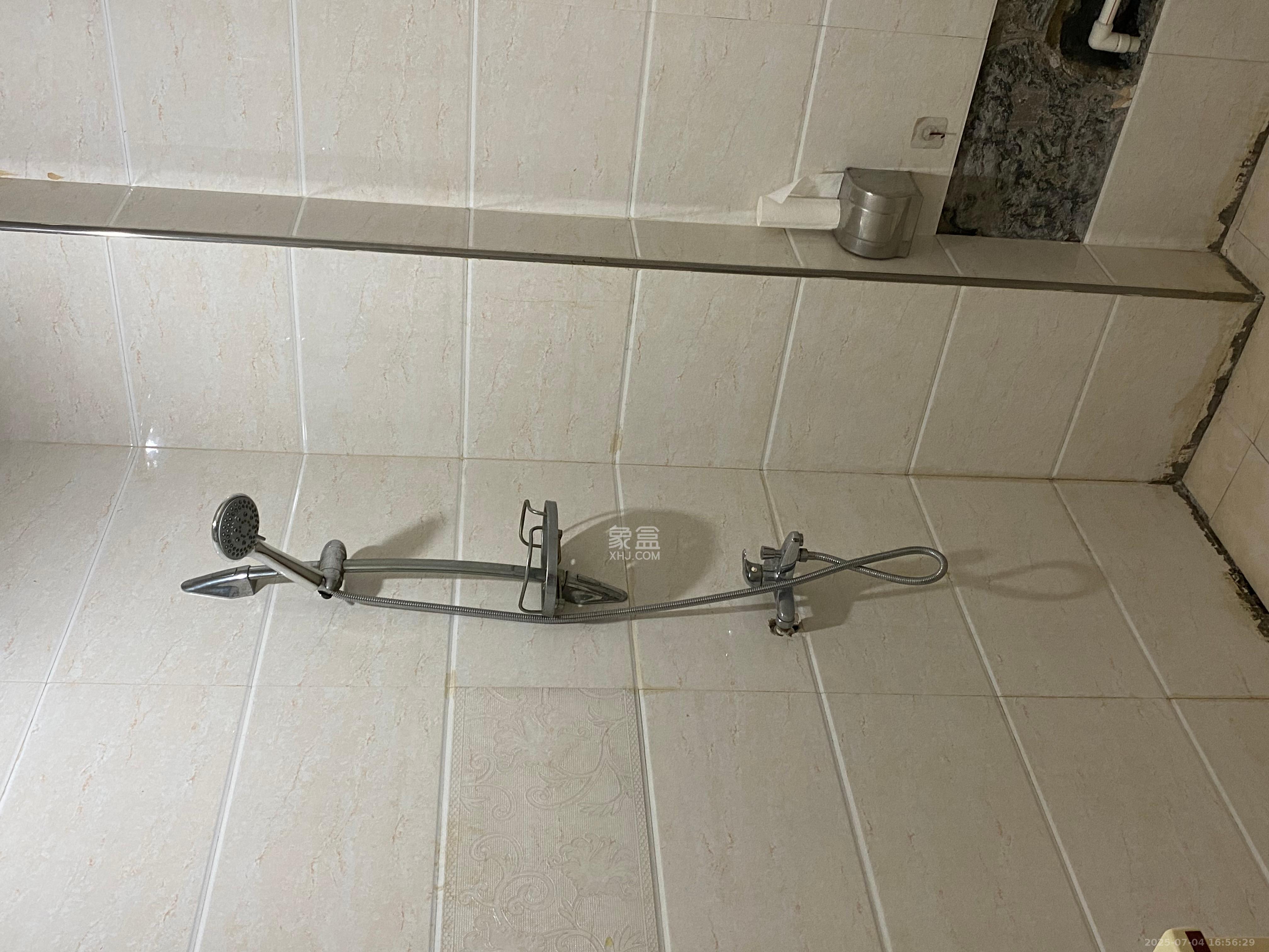 红星国际星城 1室1厅1卫 2500.0元/月 红星国际星城 1室1厅1卫 2500.0元/月室内图