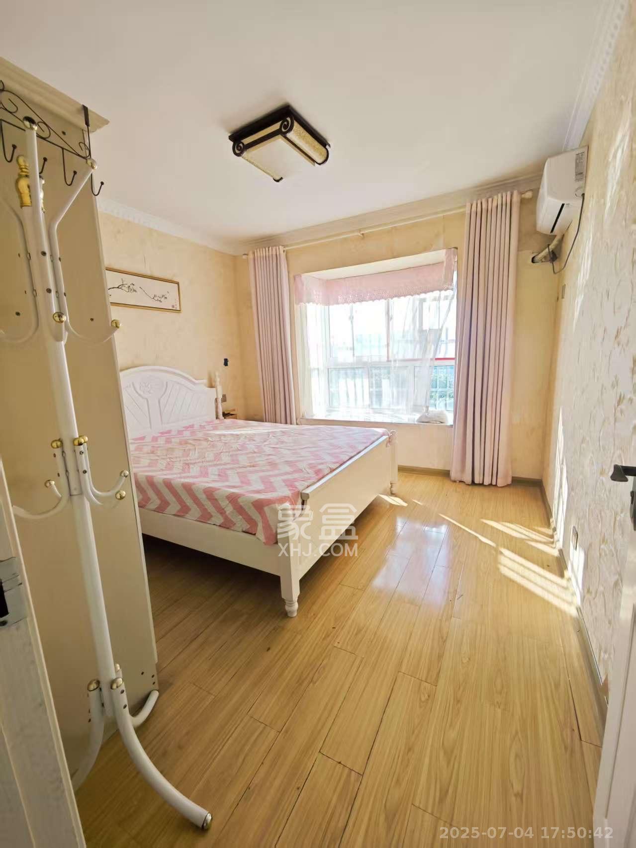 弘欣公寓  3室1厅1卫   1900.00元/月室内图