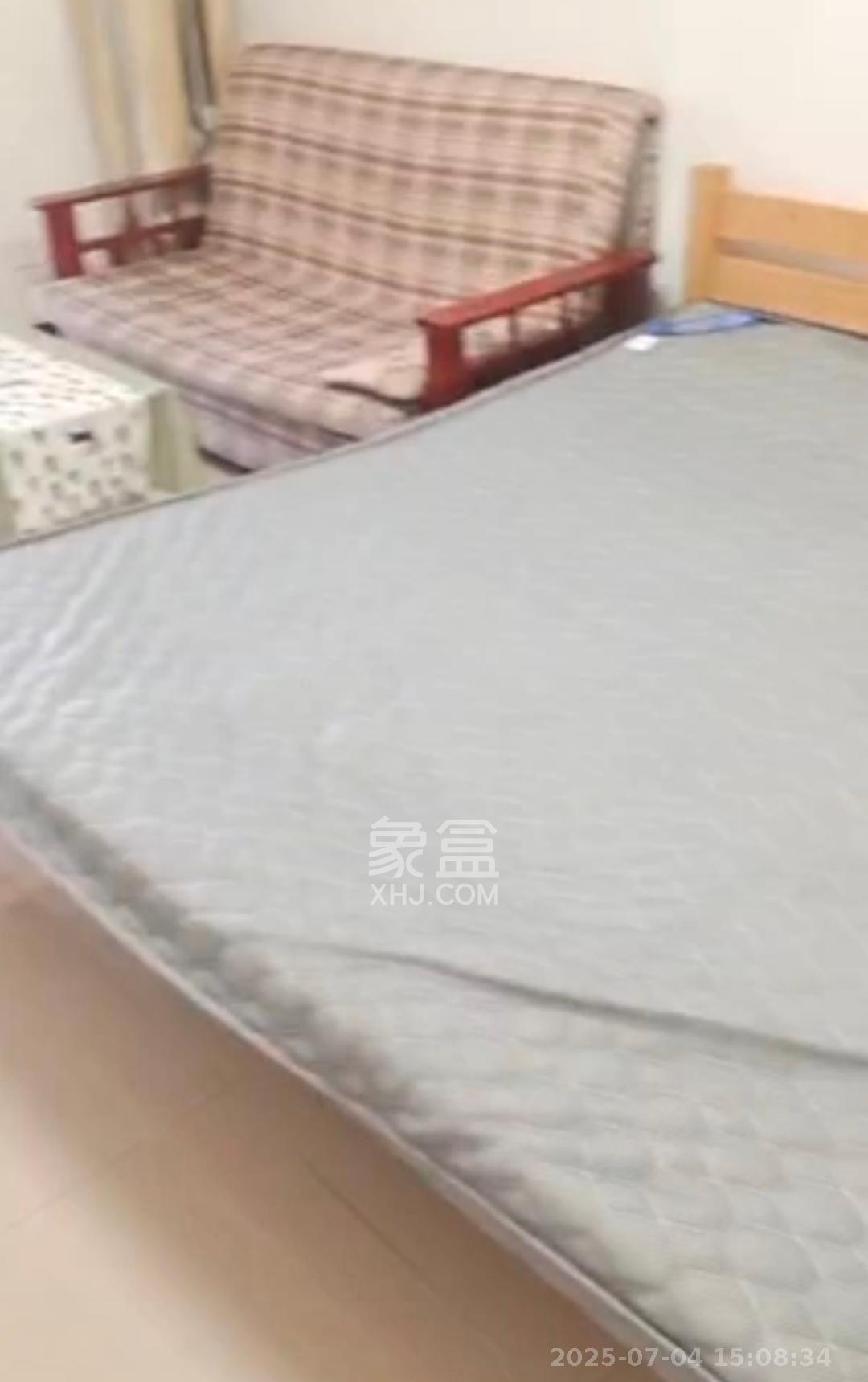 蓝湾国际广场  1室1厅1卫   1600.00元/月