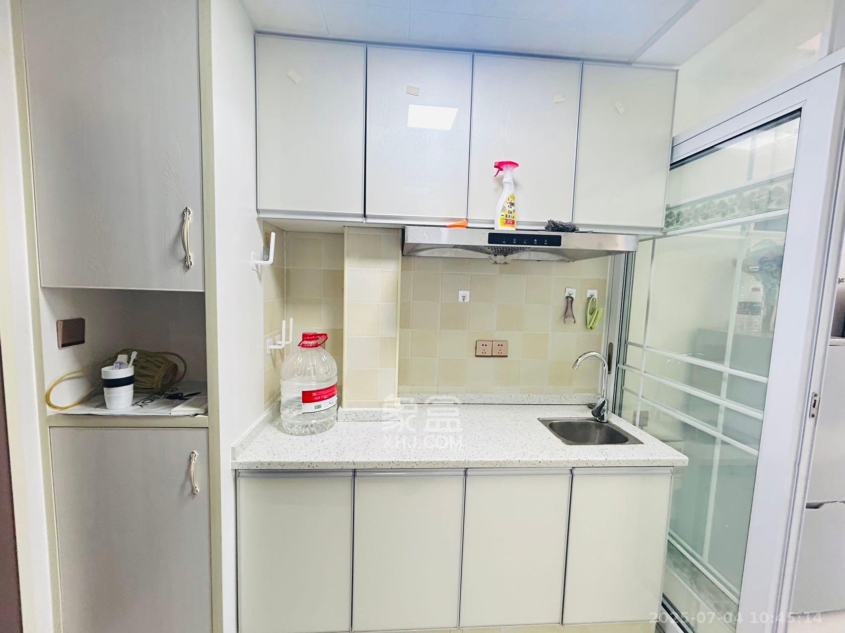 达美美立方  1室1厅1卫   1700.00元/月室内图