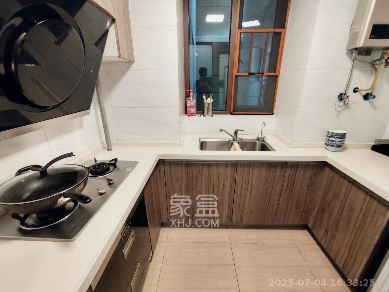 碧桂园星城首府 3室2厅1卫 2500.0元/月 碧桂园星城首府 3室2厅1卫 2500.0元/月室内图