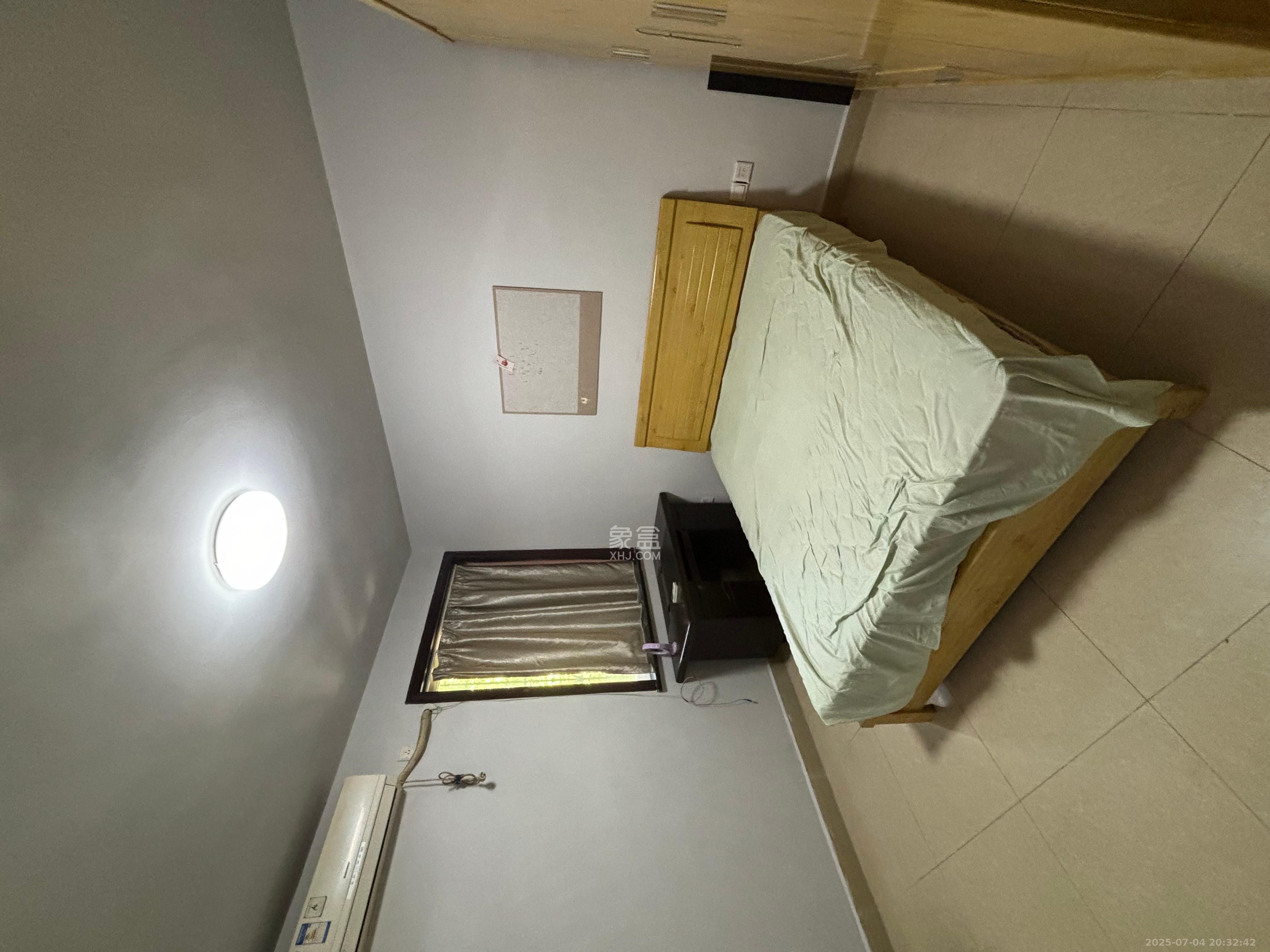 荷晏小区  2室1厅1卫   1600.00元/月室内图