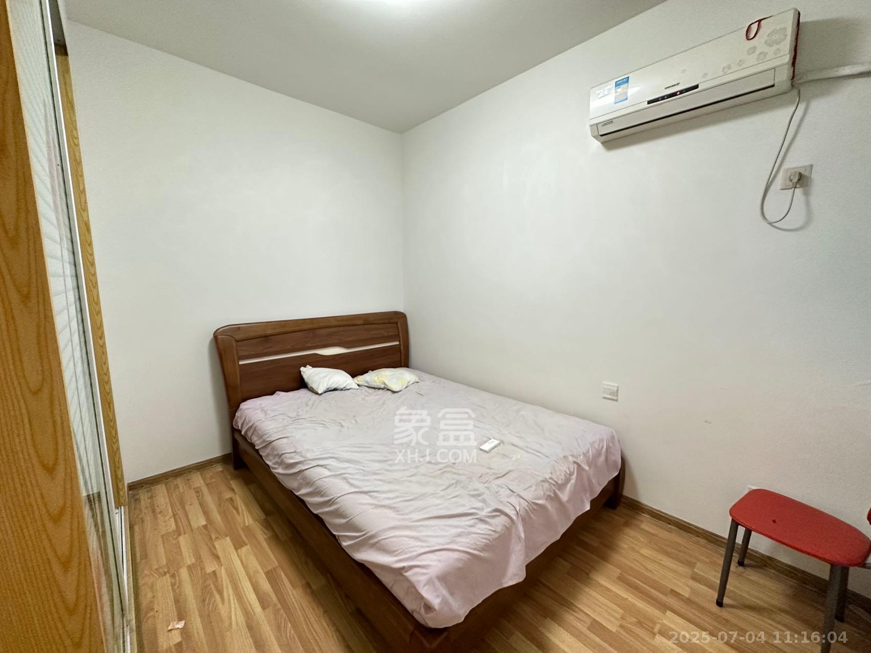 汇都公寓  1室1厅1卫   1600.00元/月室内图
