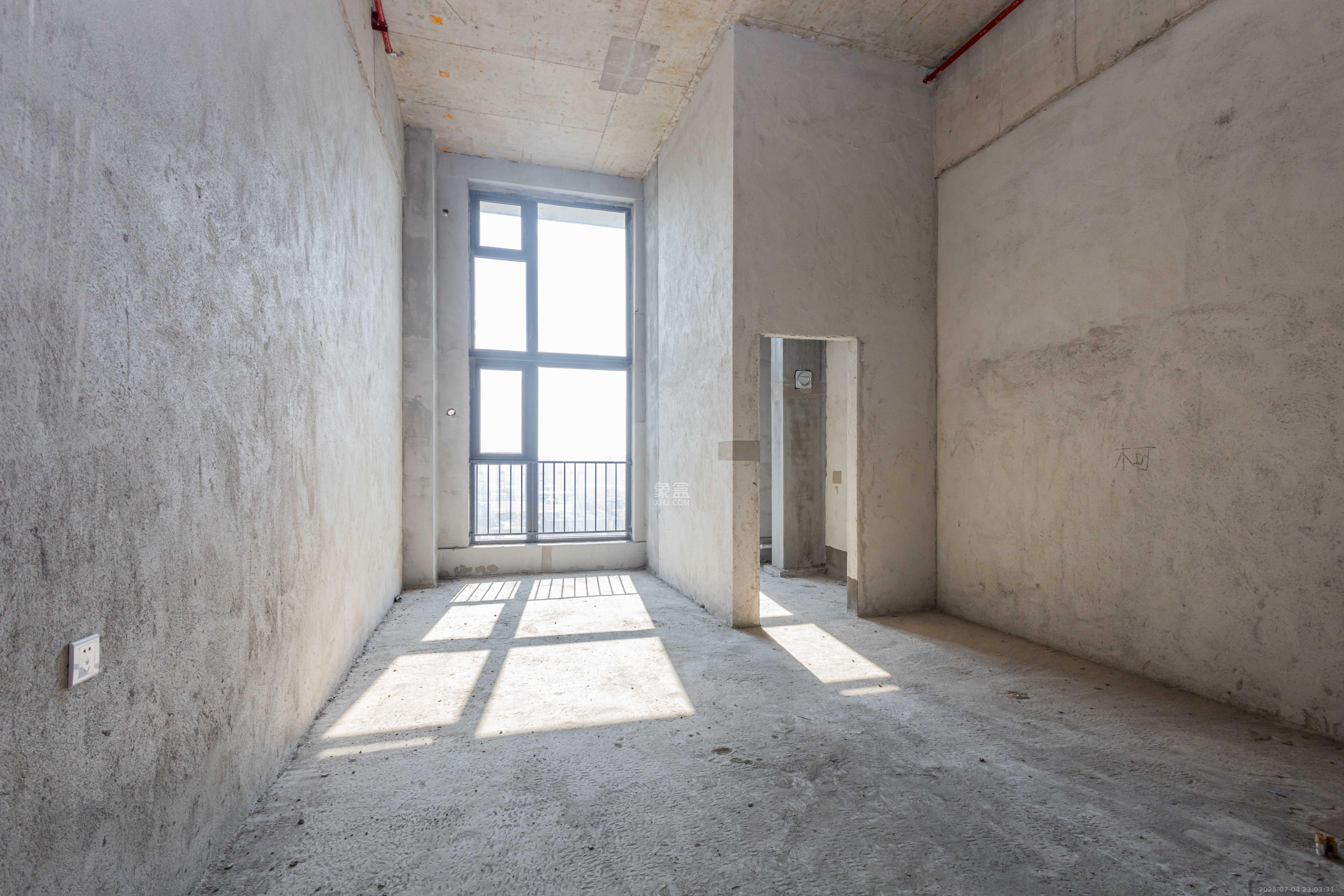 华远碧桂园海蓝城 2室1厅1卫 25.8万 华远碧桂园海蓝城 2室1厅1卫 25.8万客厅