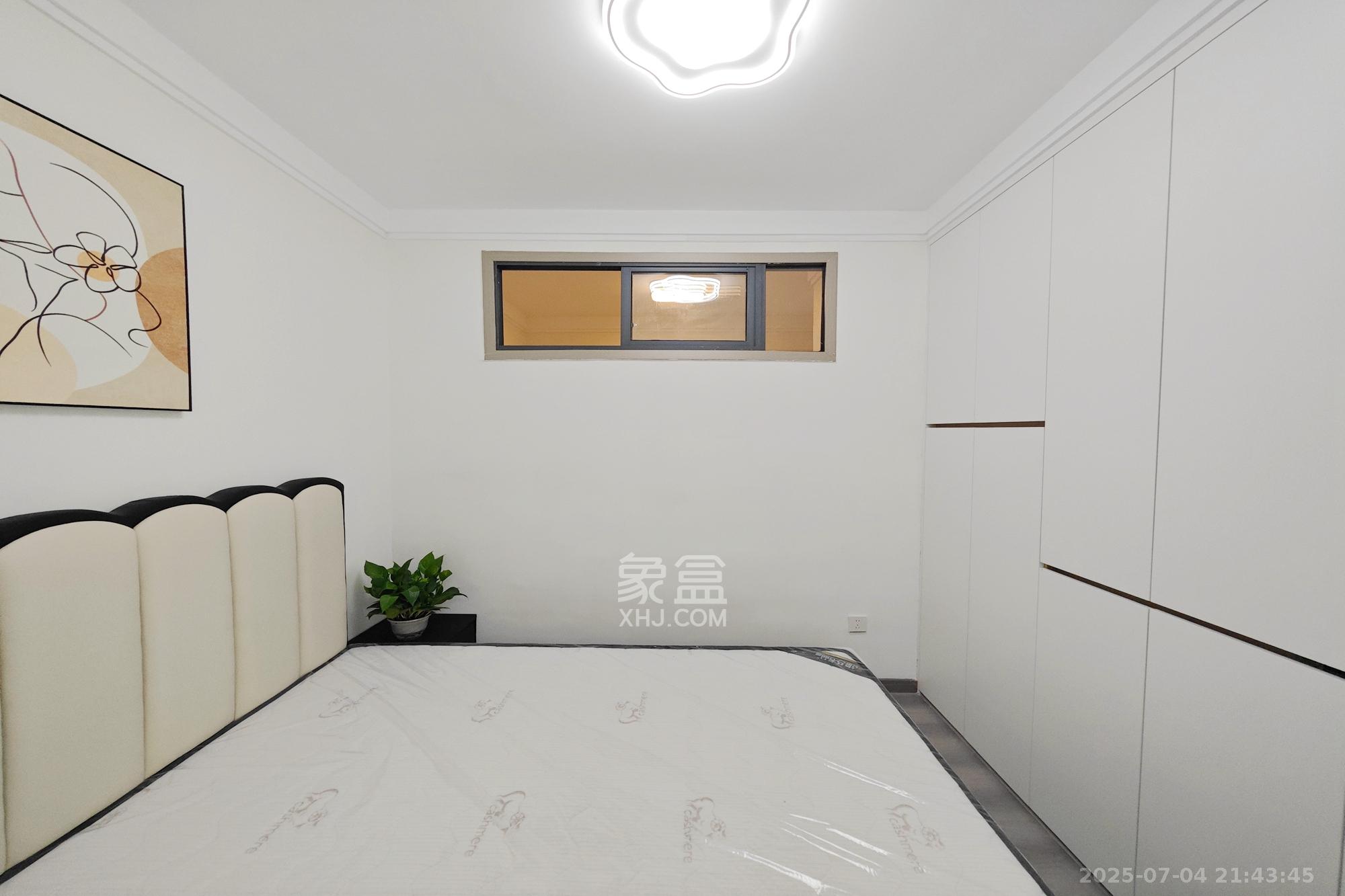 标准件厂宿舍(长沙标准件总厂宿舍) 3室1厅1卫 53.8万 标准件厂宿舍(长沙标准件总厂宿舍) 3室1厅1卫 53.8万卧室