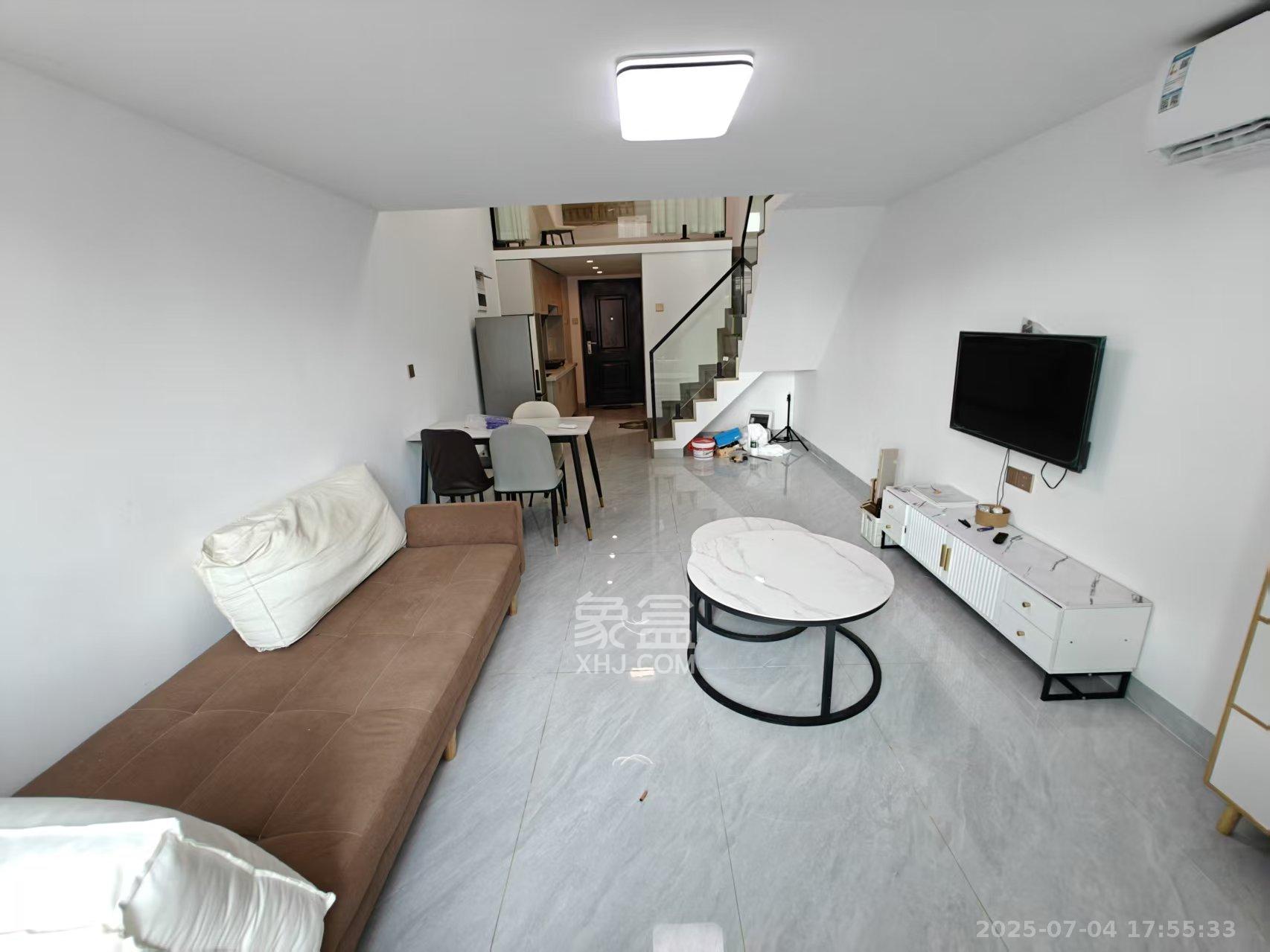 弘阳时光里 2室2厅1卫 2000.0元/月 弘阳时光里 2室2厅1卫 2000.0元/月室内图