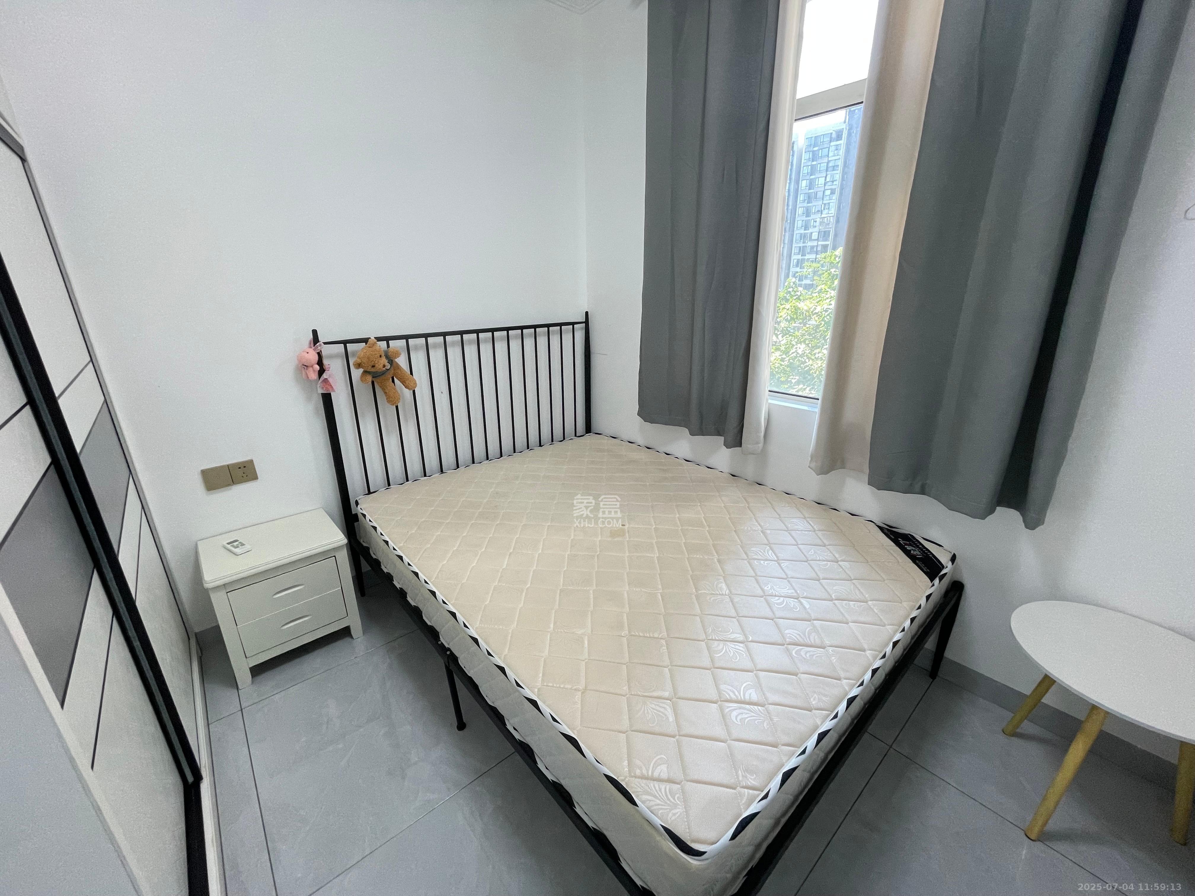 美麓阳光  2室2厅1卫   2500.00元/月室内图