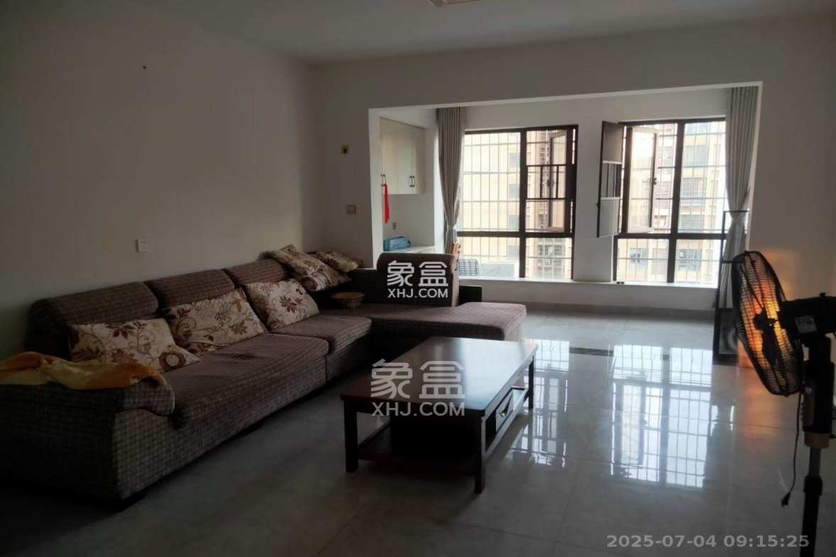 东宜兰园  3室2厅2卫    2700.0元/月 东宜兰园  3室2厅2卫    2700.0元/月室内图