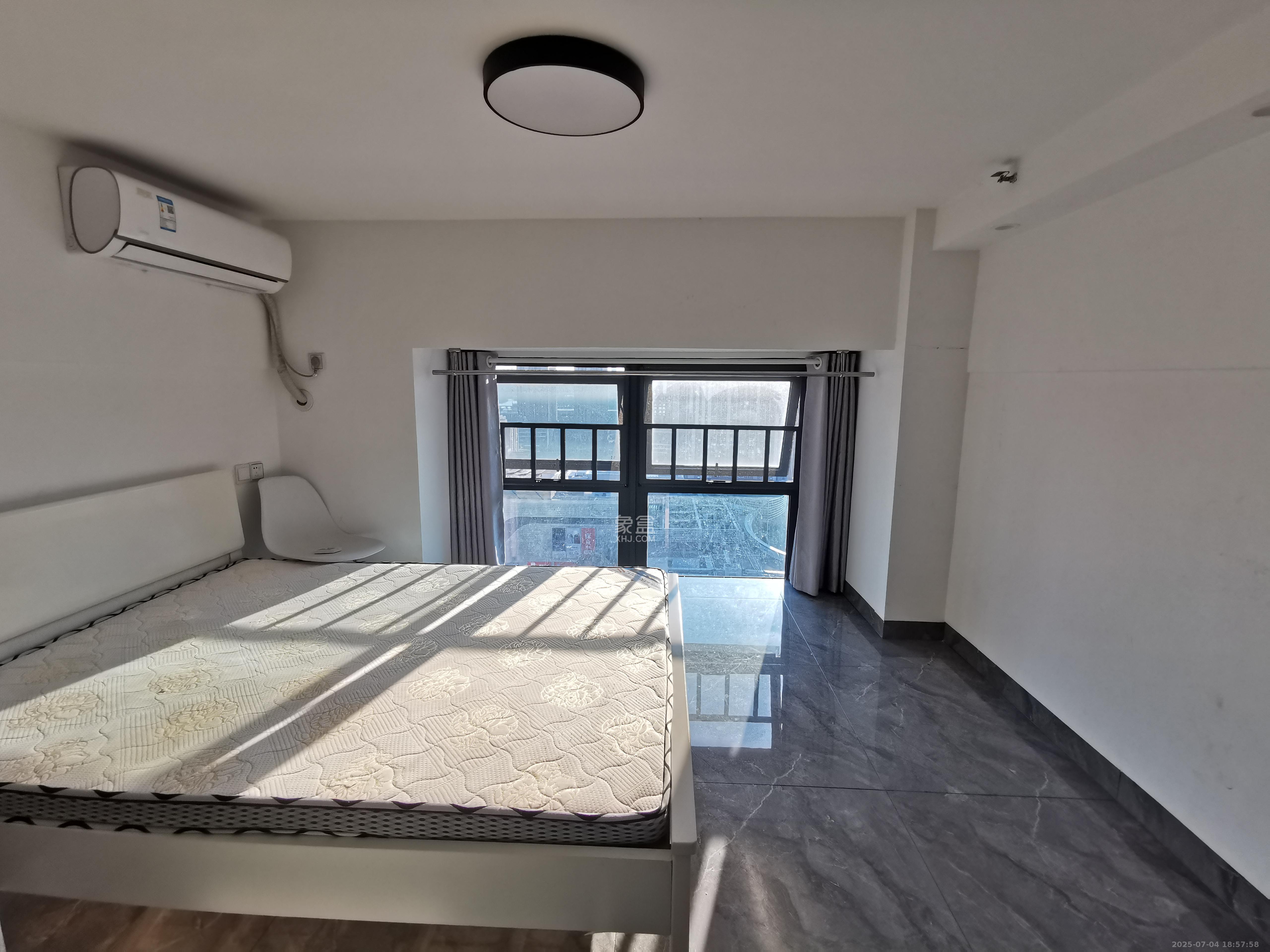 龙湖新壹城 1室1厅1卫 1400.0元/月 龙湖新壹城 1室1厅1卫 1400.0元/月室内图