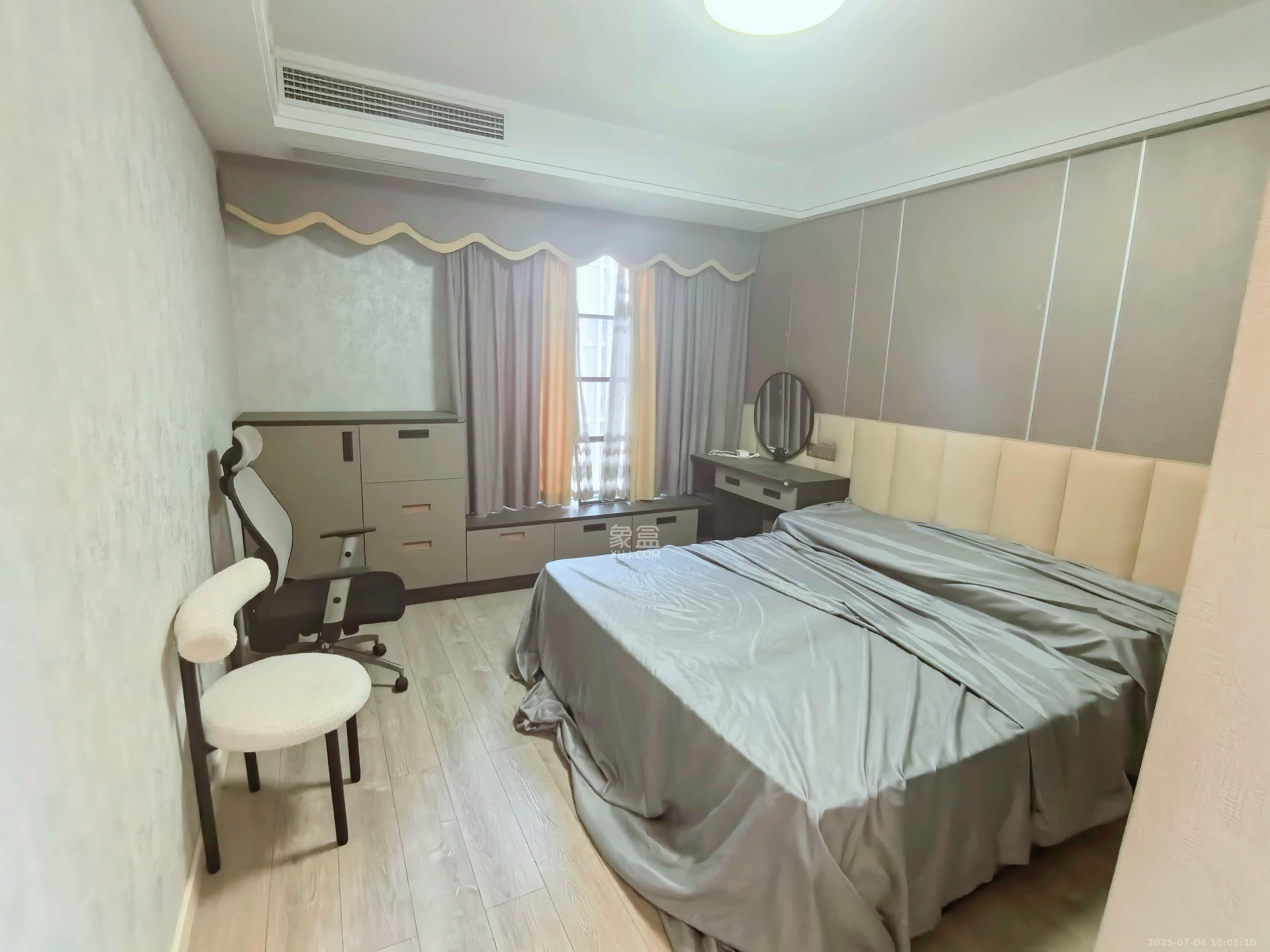 旭辉御府  3室2厅2卫   2900.00元/月室内图