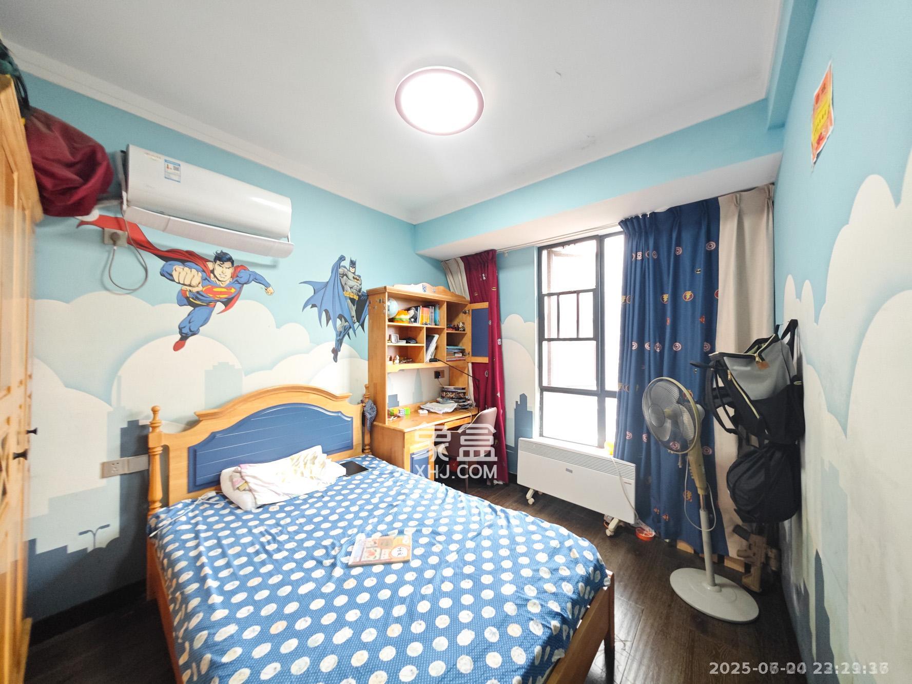 长房南屏锦源 4室2厅2卫 120.0万 长房南屏锦源 4室2厅2卫 120.0万卧室