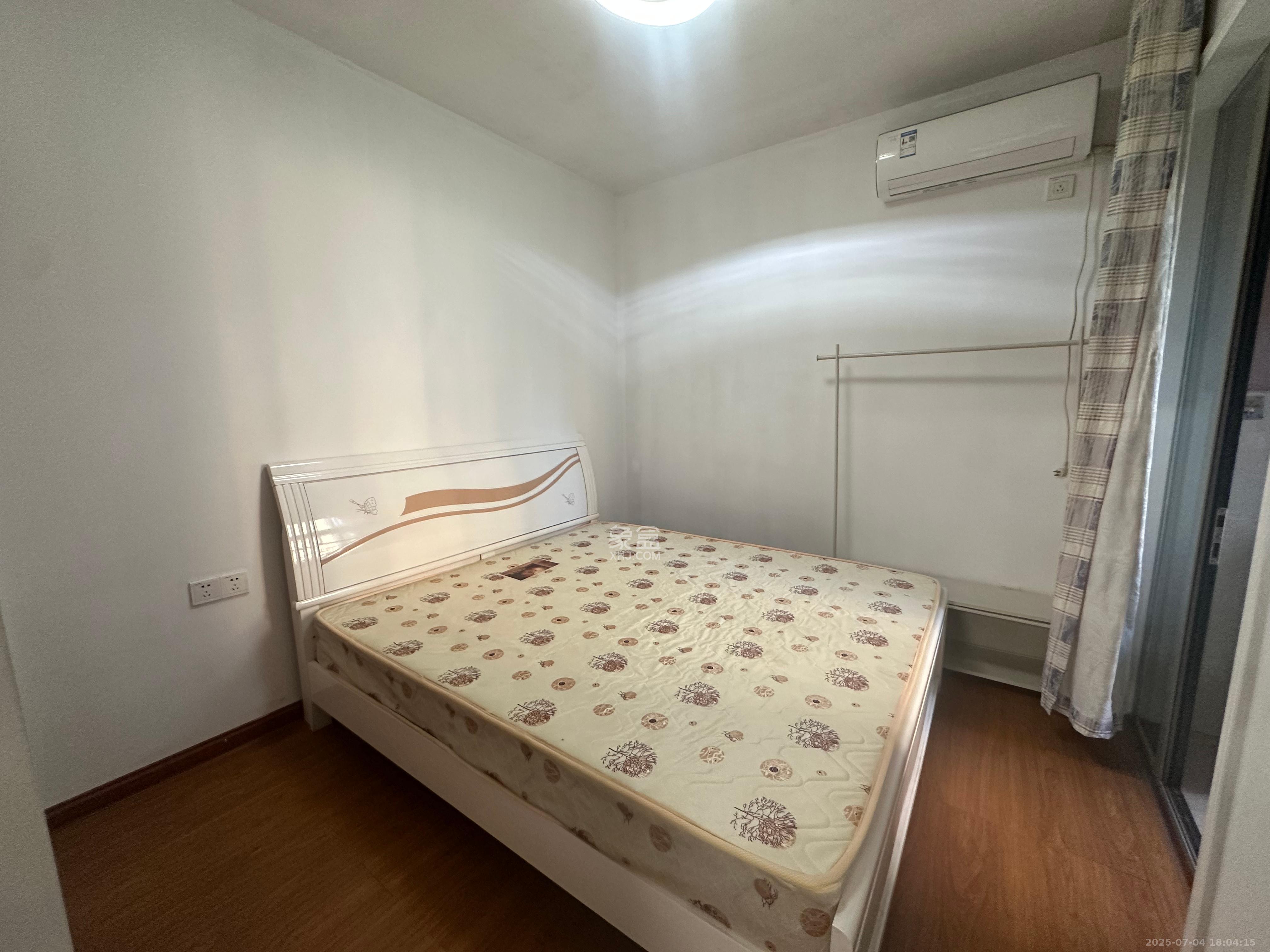 怡海星城 3室2厅1卫 1700.0元/月 怡海星城 3室2厅1卫 1700.0元/月室内图