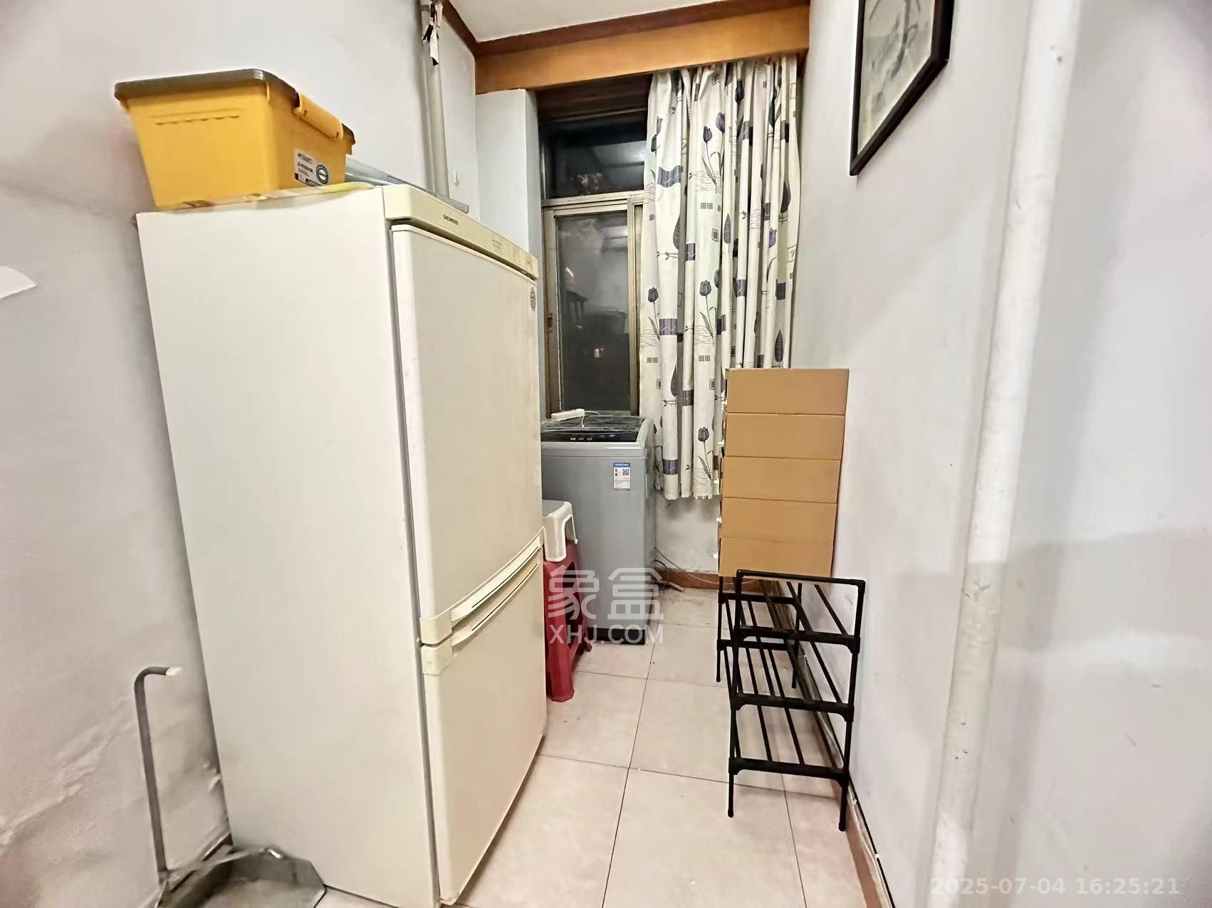 乔庄社区  3室1厅1卫   1800.00元/月室内图