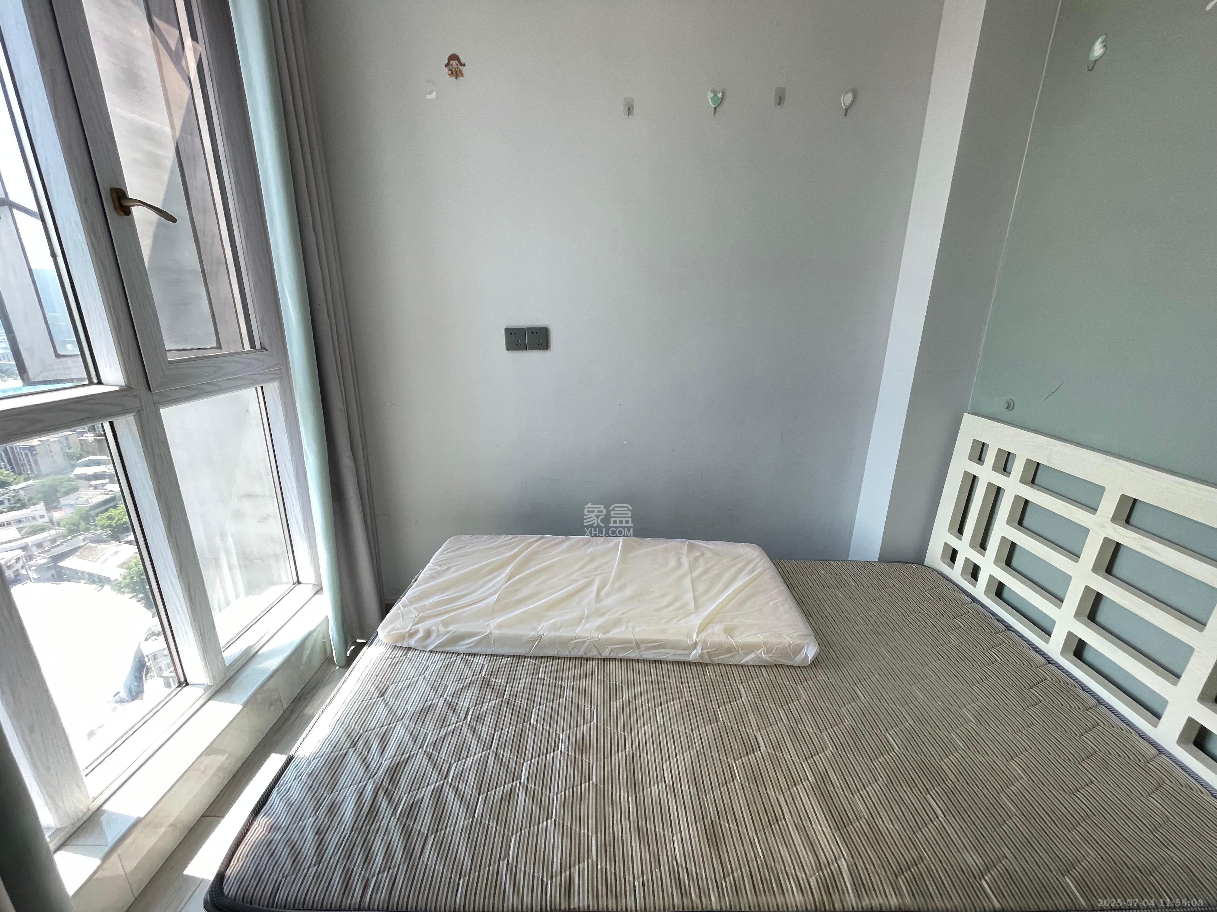 美麓阳光  3室2厅2卫   2800.00元/月室内图