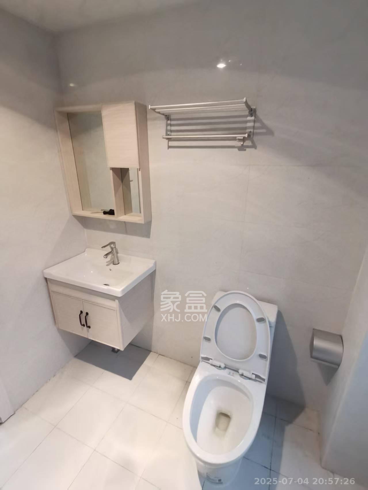 汇景豪庭  1室0厅0卫   2500.00元/月室内图