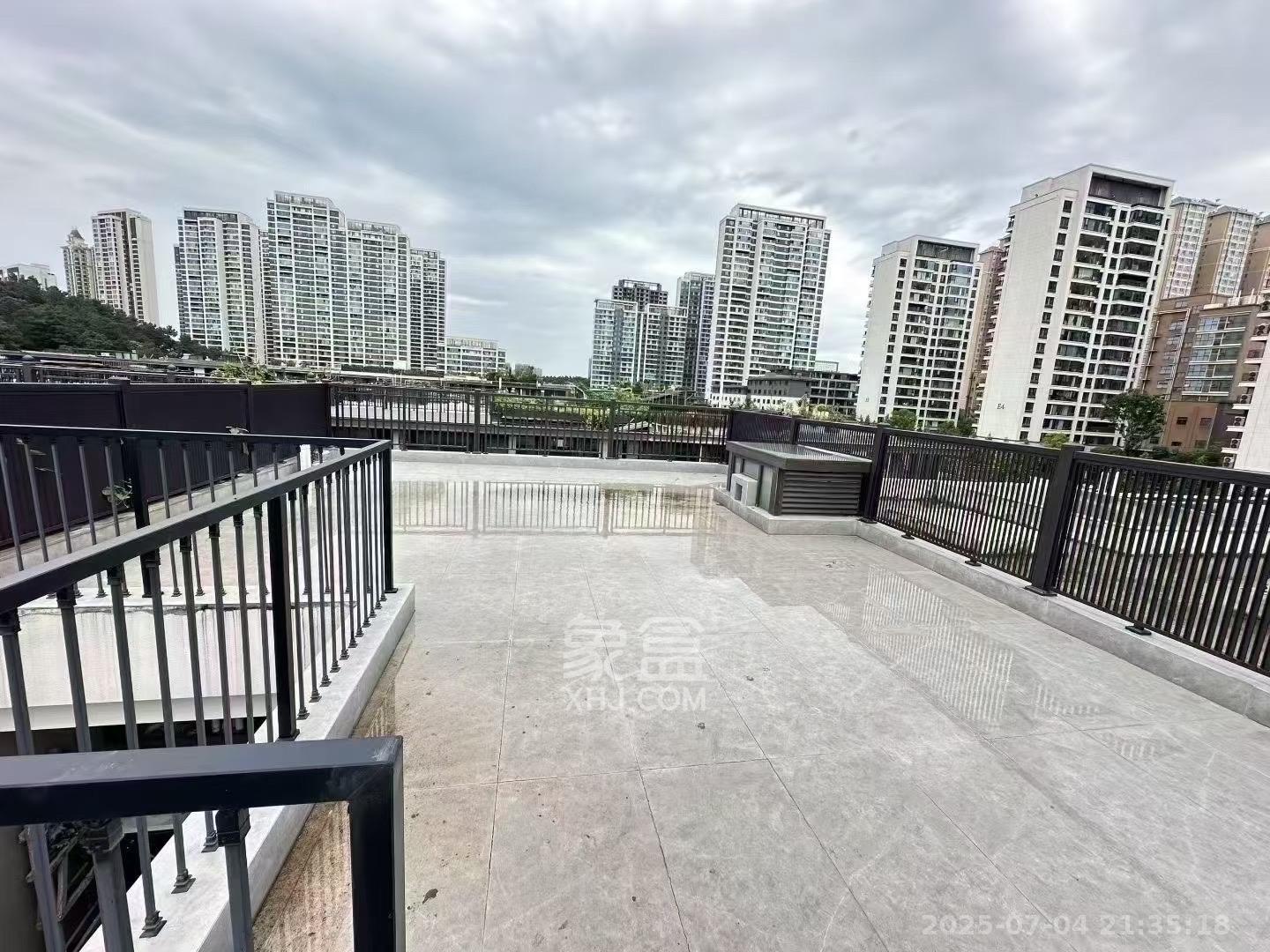 归心苑 4室2厅2卫 4400.0元/月 归心苑 4室2厅2卫 4400.0元/月室内图