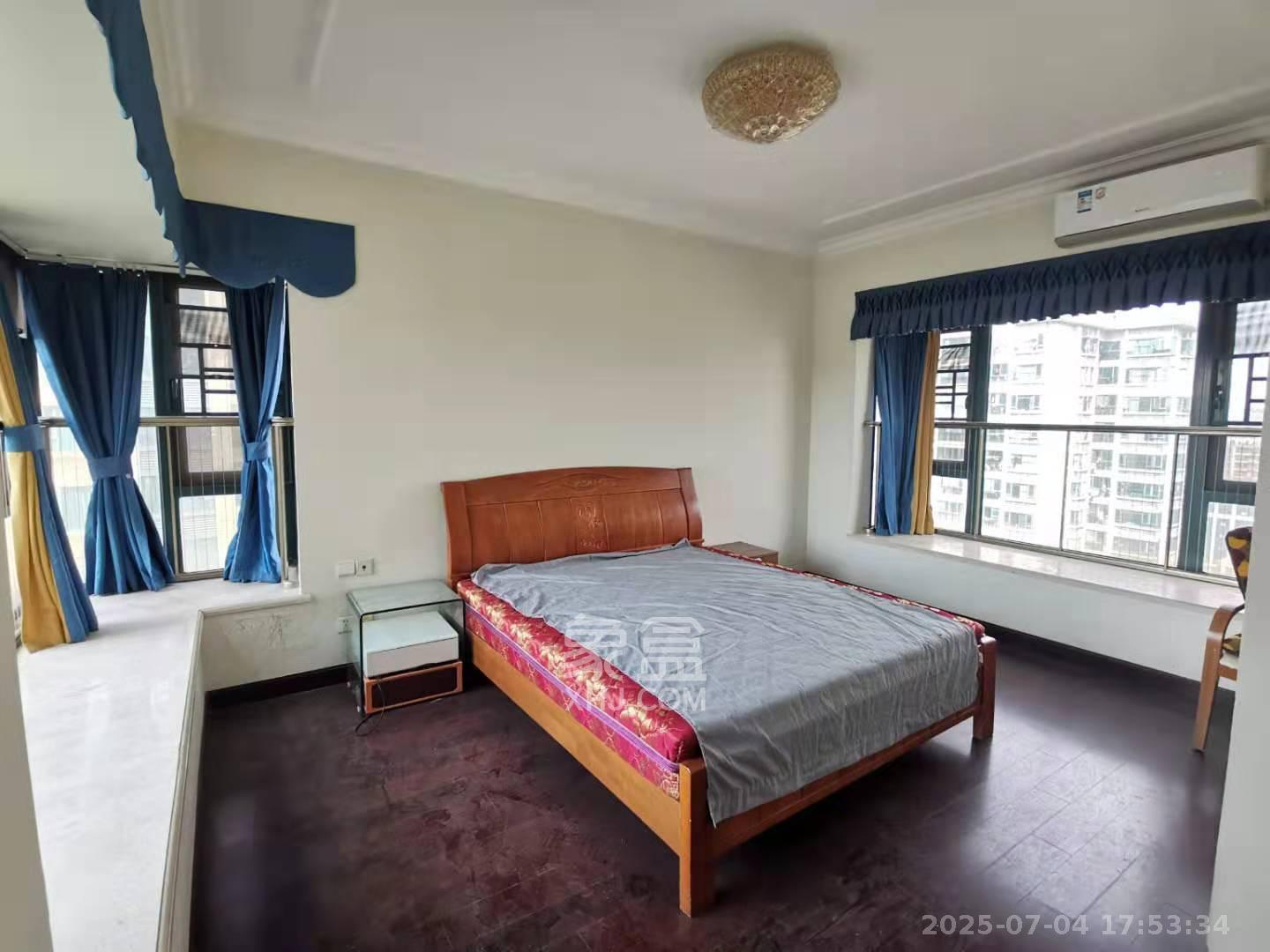 恒大城 3室2厅2卫 2300.0元/月 恒大城 3室2厅2卫 2300.0元/月室内图