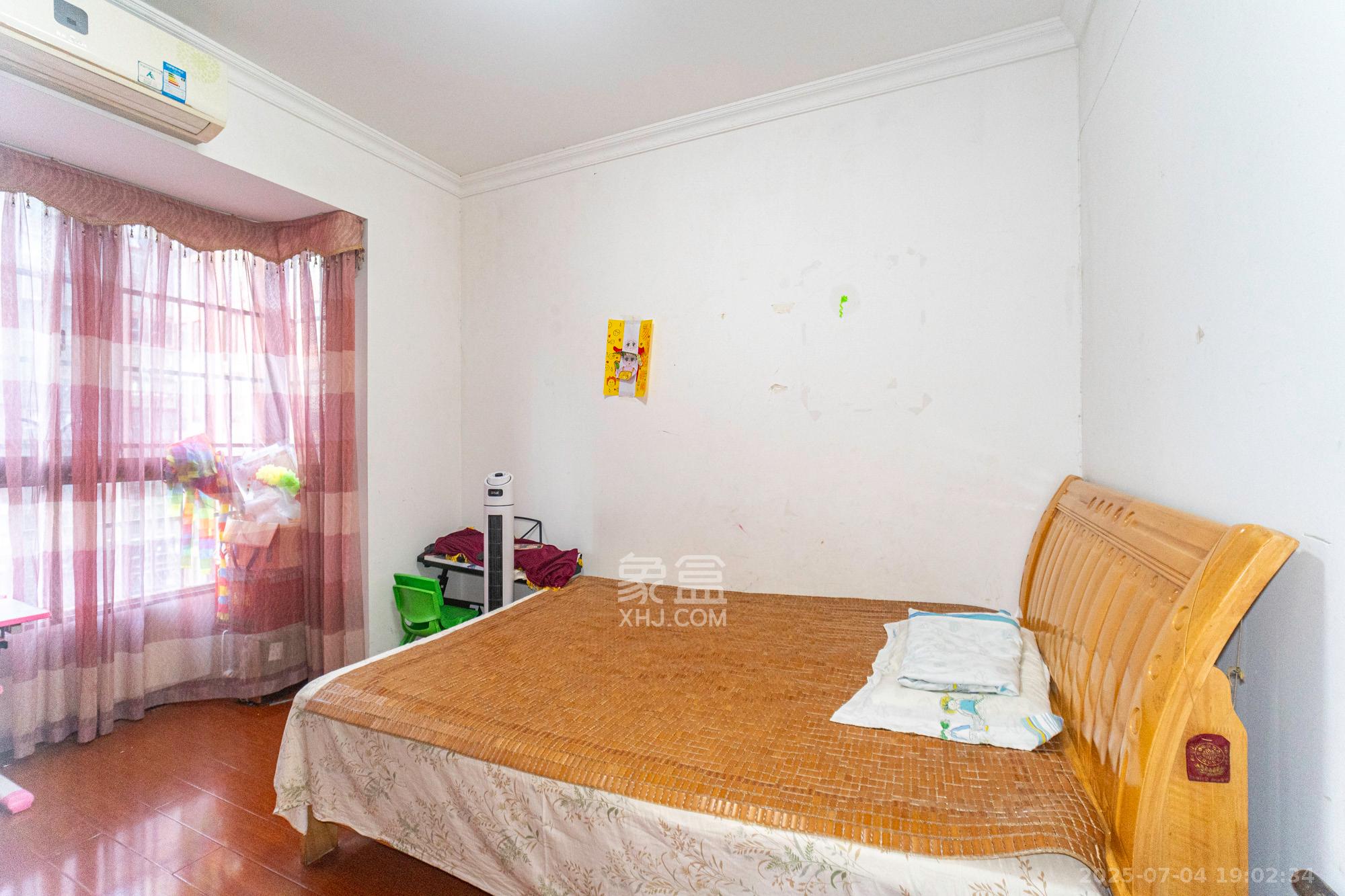 方略潇邦 3室2厅1卫 46.8万 方略潇邦 3室2厅1卫 46.8万卧室