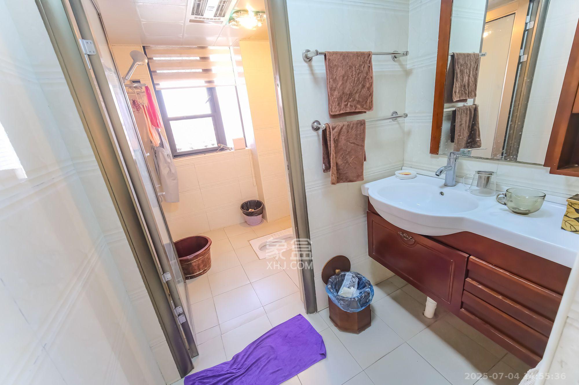 盛地尊域  4室2厅2卫    2000.0元/月室内图