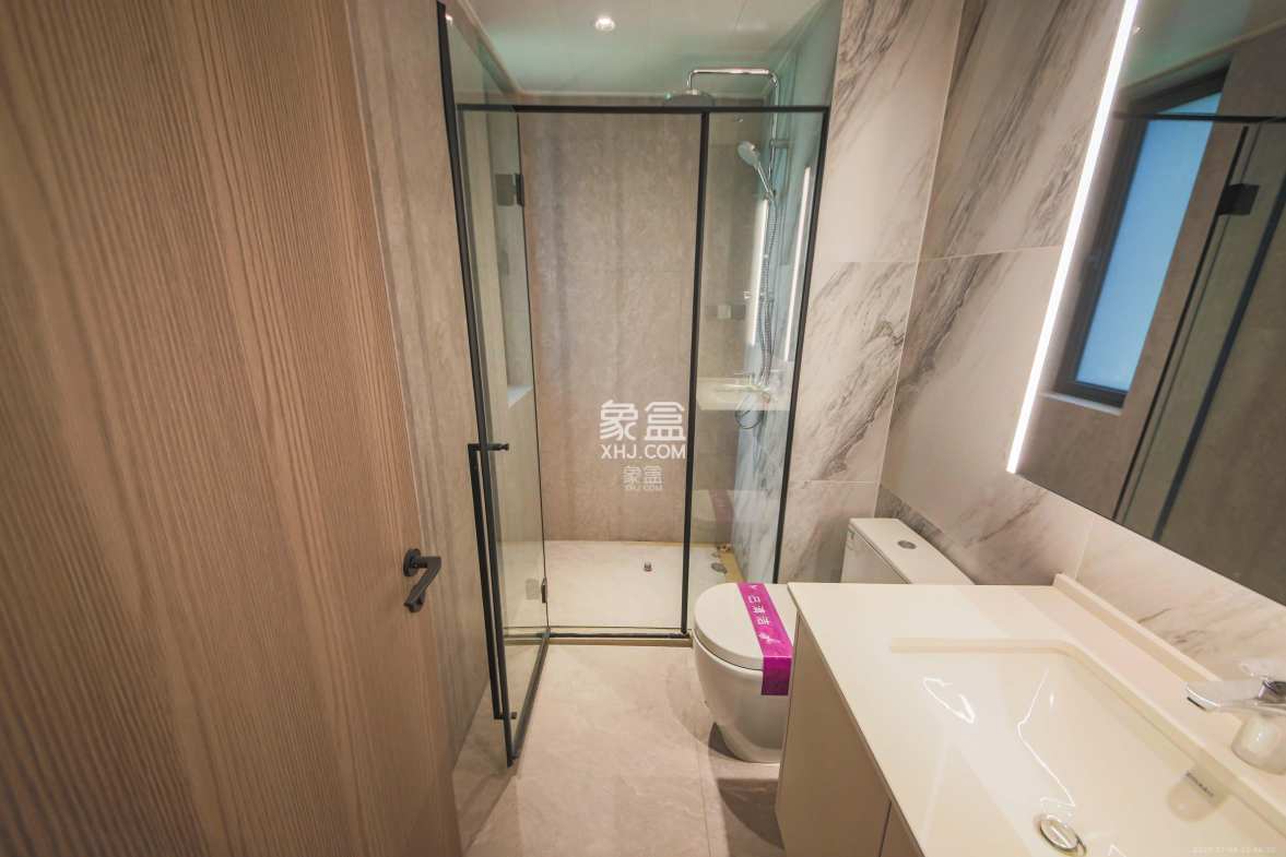 长沙润府B区 3室2厅2卫 208.0万 长沙润府B区 3室2厅2卫 208.0万卫生间