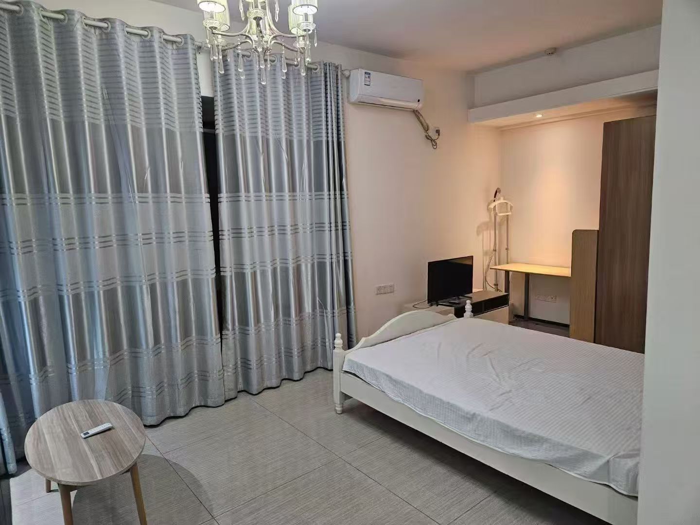 恒大绿洲  1室1厅1卫    1100.0元/月室内图