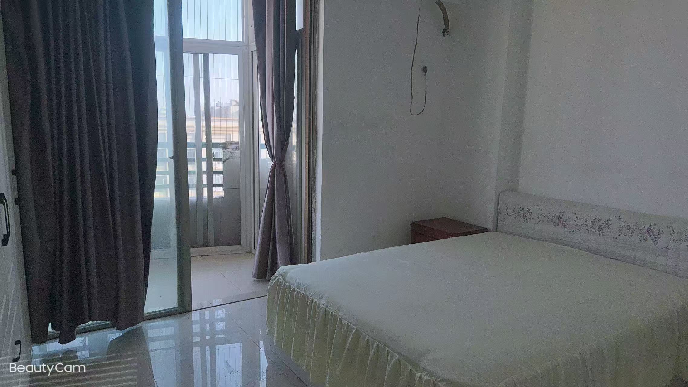 永兴阁A座 3室2厅2卫 1700.0元/月 永兴阁A座 3室2厅2卫 1700.0元/月室内图