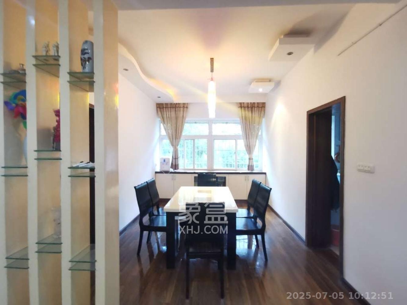 园丁花园 4室2厅2卫 59.8万 园丁花园 4室2厅2卫 59.8万室内图