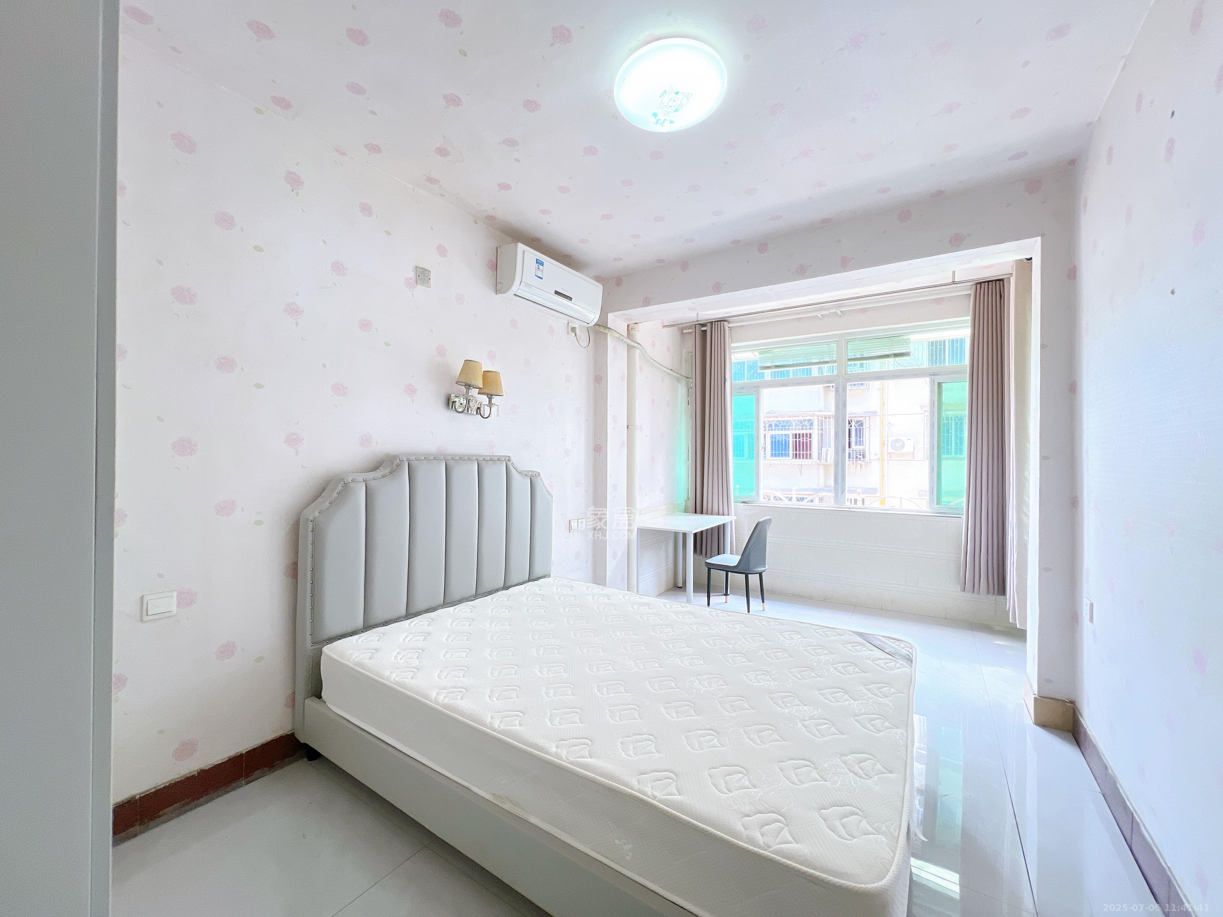 景园小区  3室2厅1卫    2680.0元/月室内图