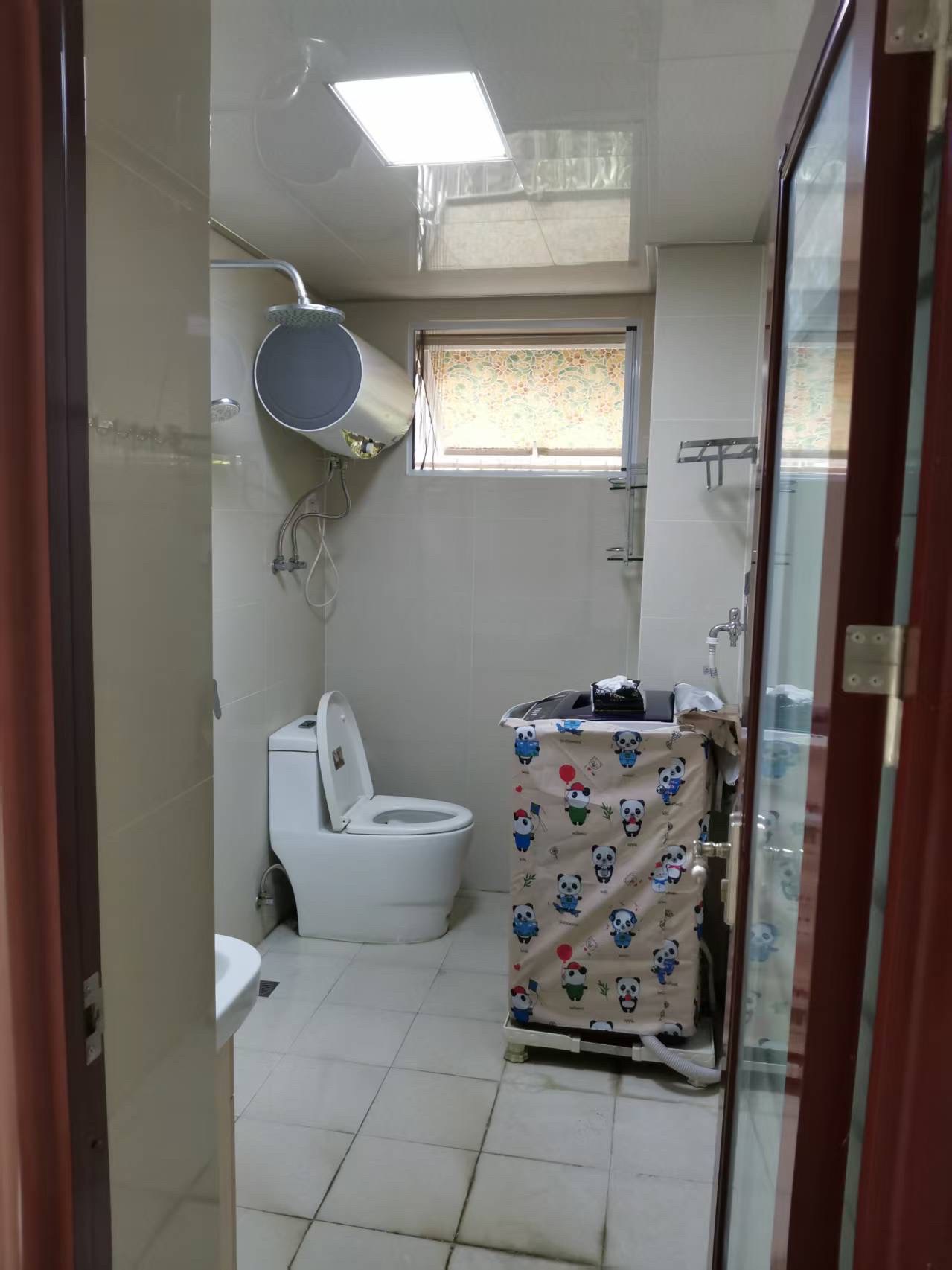 海航城 5室2厅2卫 3100.0元/月 海航城 5室2厅2卫 3100.0元/月室内图