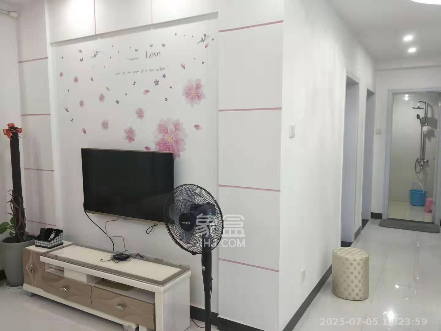 万科魅力之城  2室1厅1卫    2000.0元/月室内图