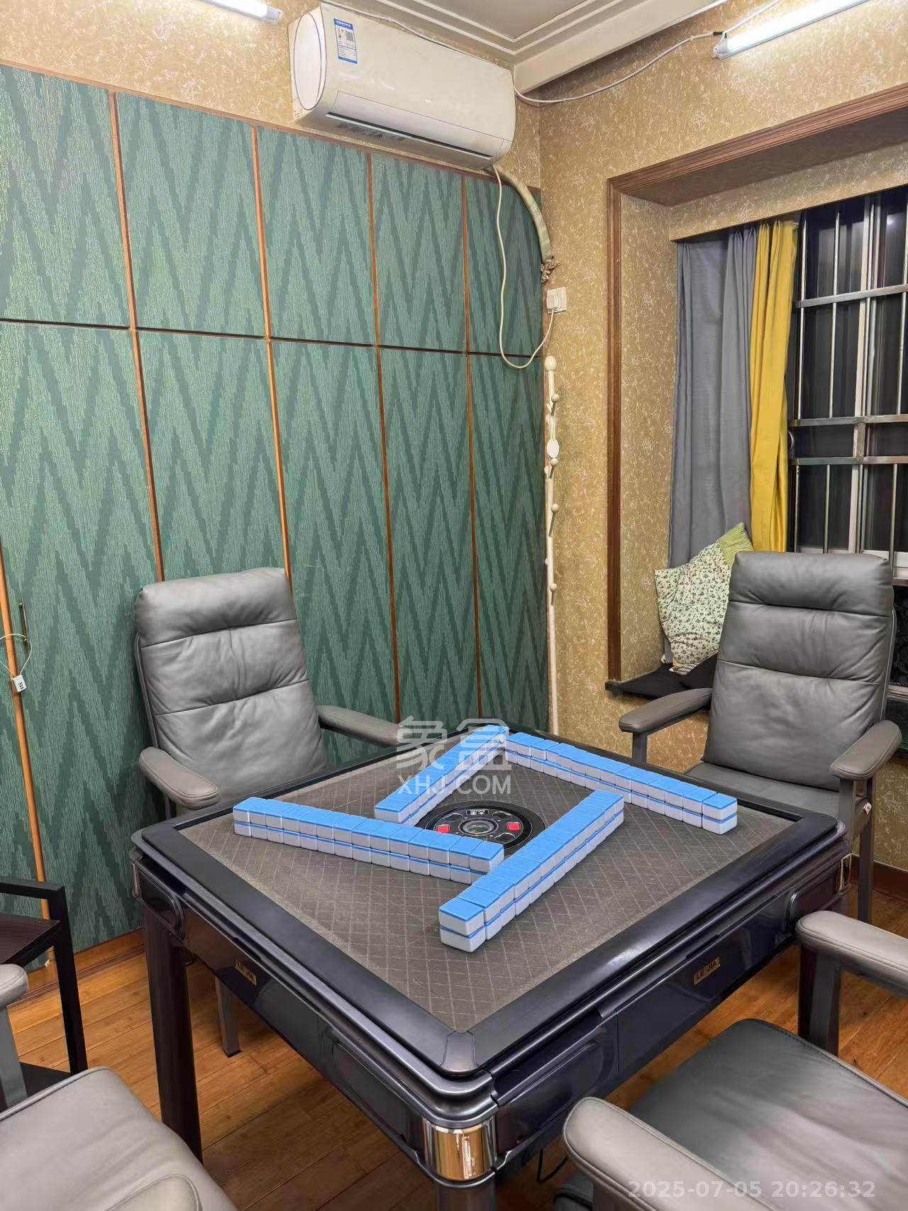 华银园  3室2厅1卫    2200.0元/月室内图