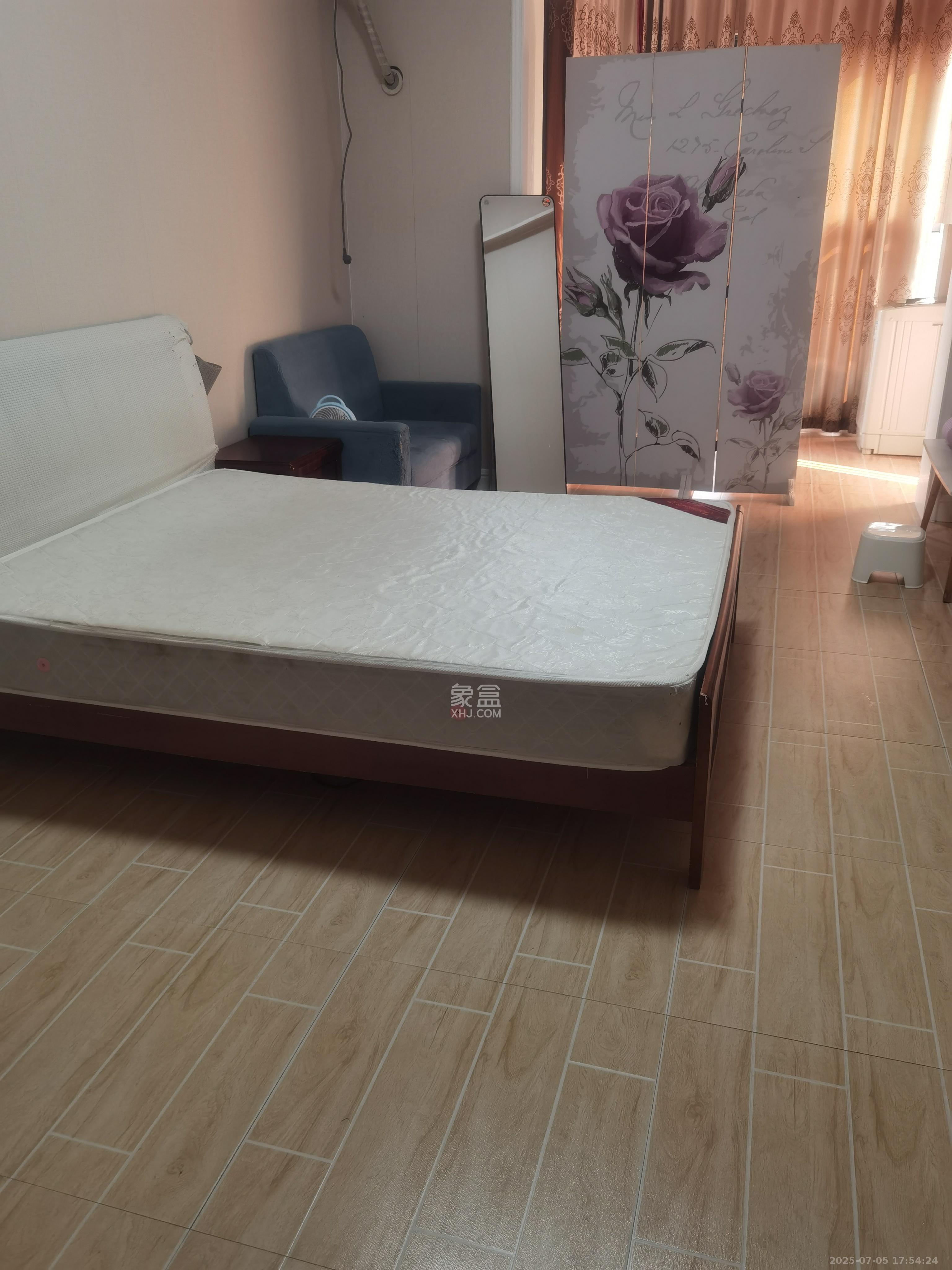 嘉华城（一期）  1室1厅1卫   1600.00元/月室内图