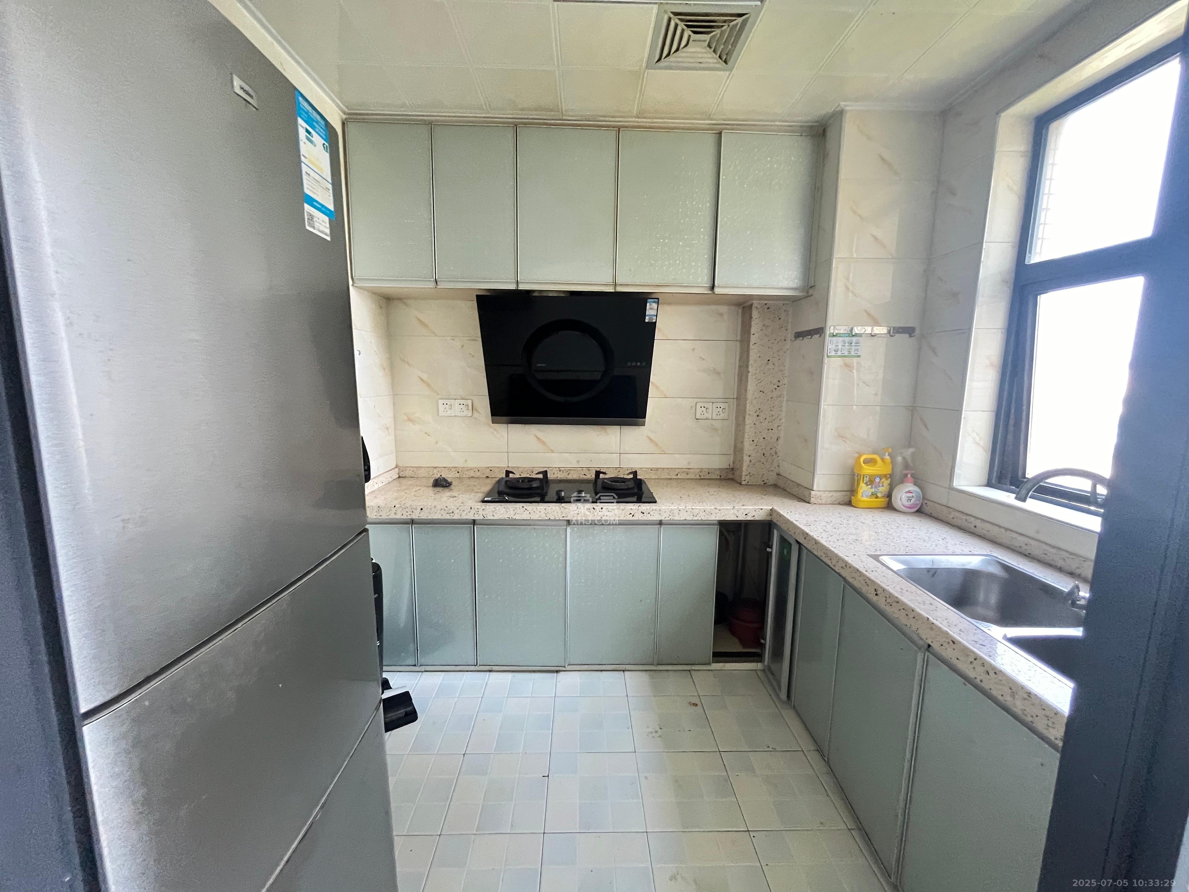 兰亭湾畔 3室2厅1卫 2500.0元/月 兰亭湾畔 3室2厅1卫 2500.0元/月室内图