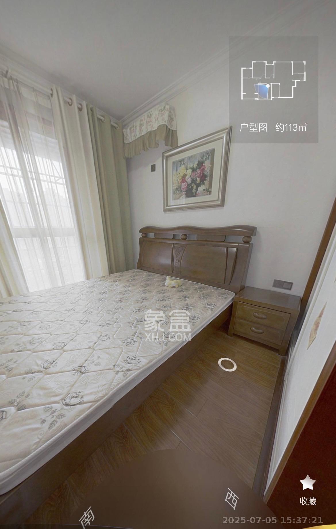 泊林晶城  4室2厅2卫   2400.00元/月室内图