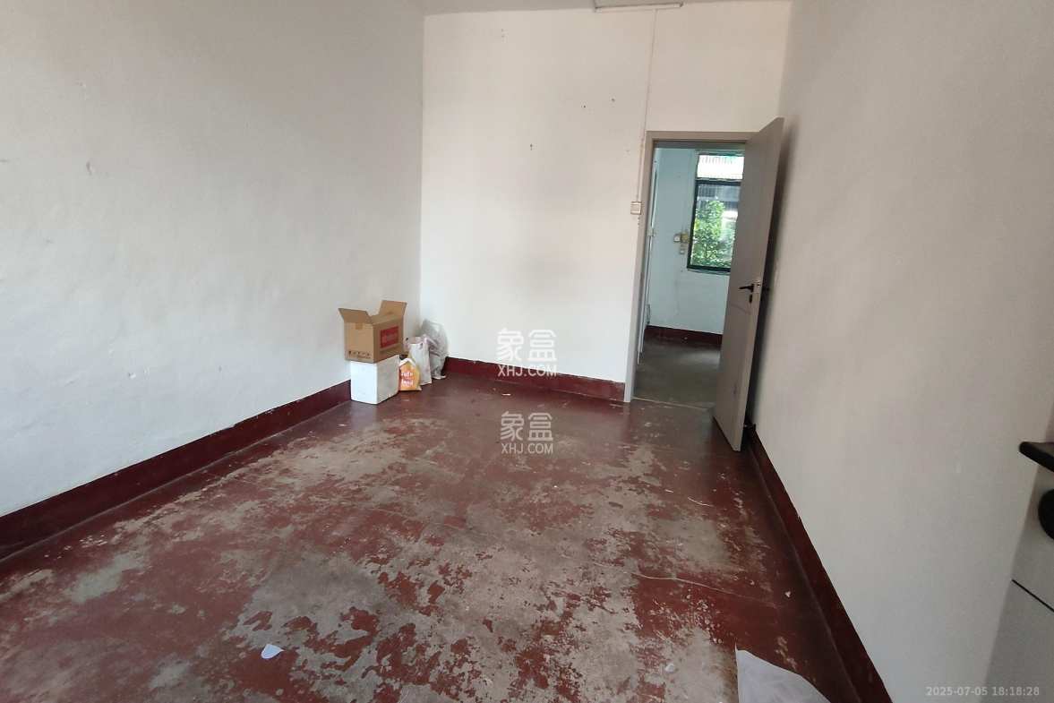 矿山研究院 2室1厅1卫 1700.0元/月 矿山研究院 2室1厅1卫 1700.0元/月室内图