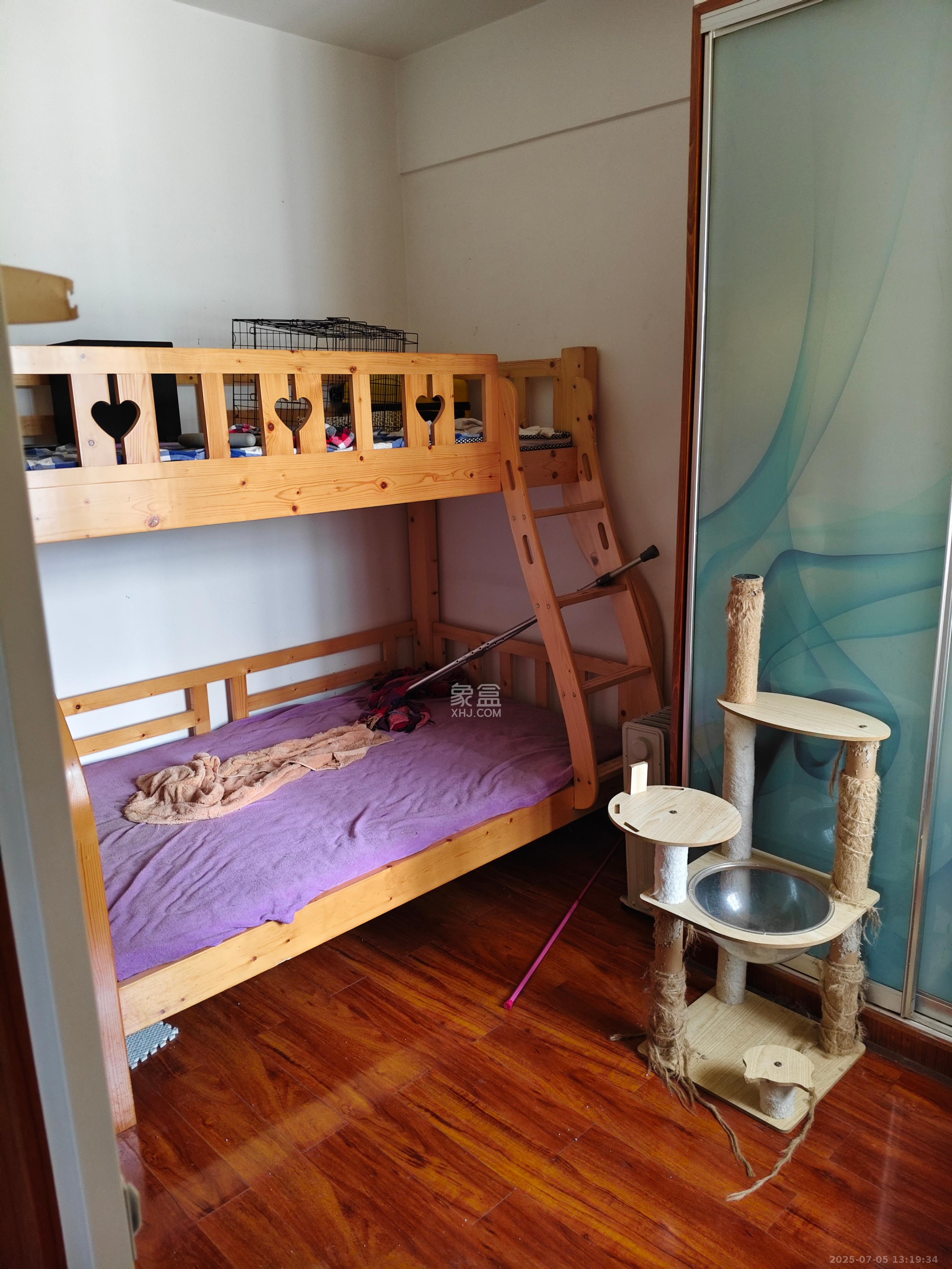 城市山水豪园(山水城市风景) 2室2厅1卫 2400.0元/月 城市山水豪园(山水城市风景) 2室2厅1卫 2400.0元/月室内图