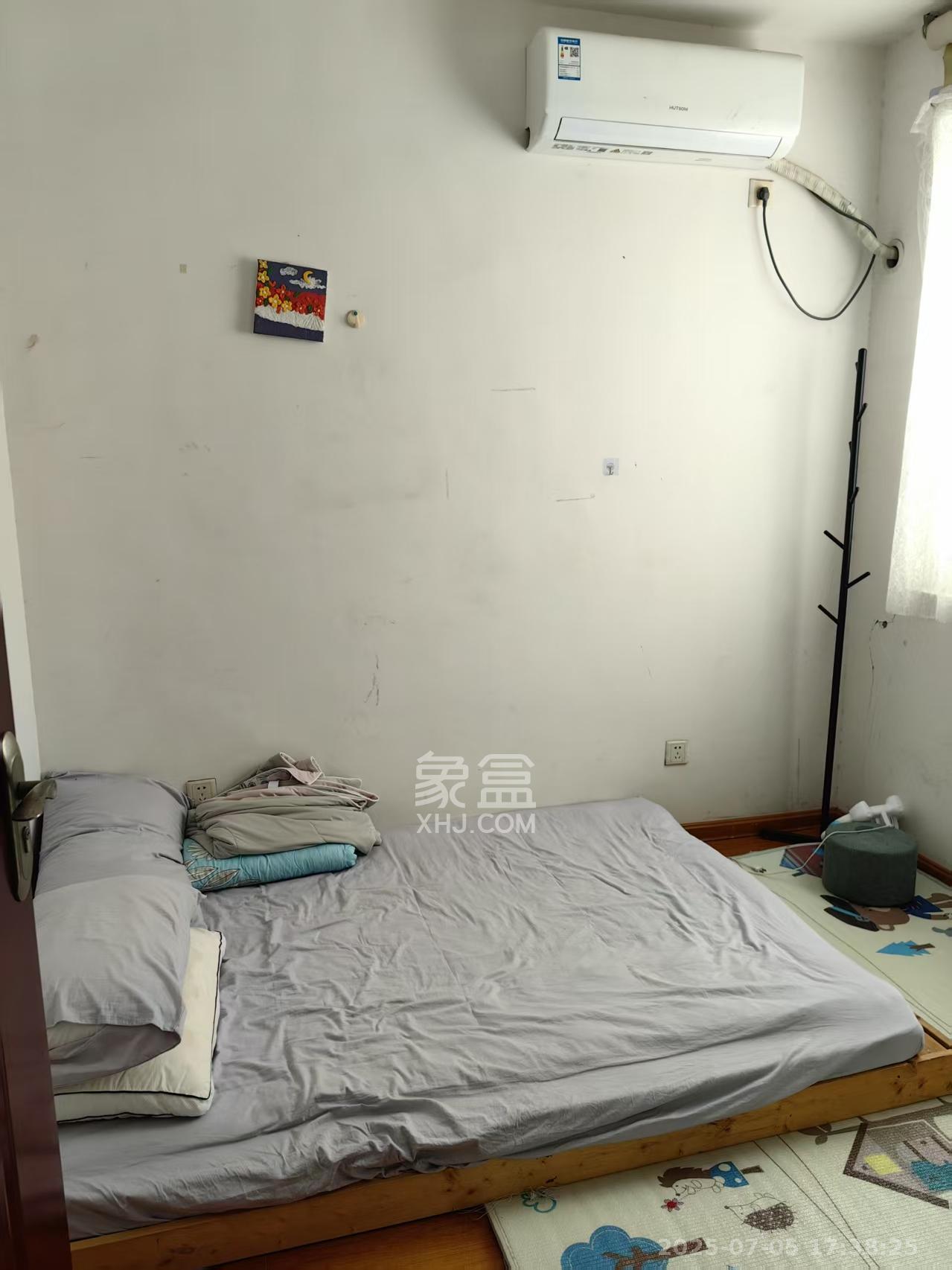 麓谷锦和园 2室2厅1卫 1800.0元/月 麓谷锦和园 2室2厅1卫 1800.0元/月室内图