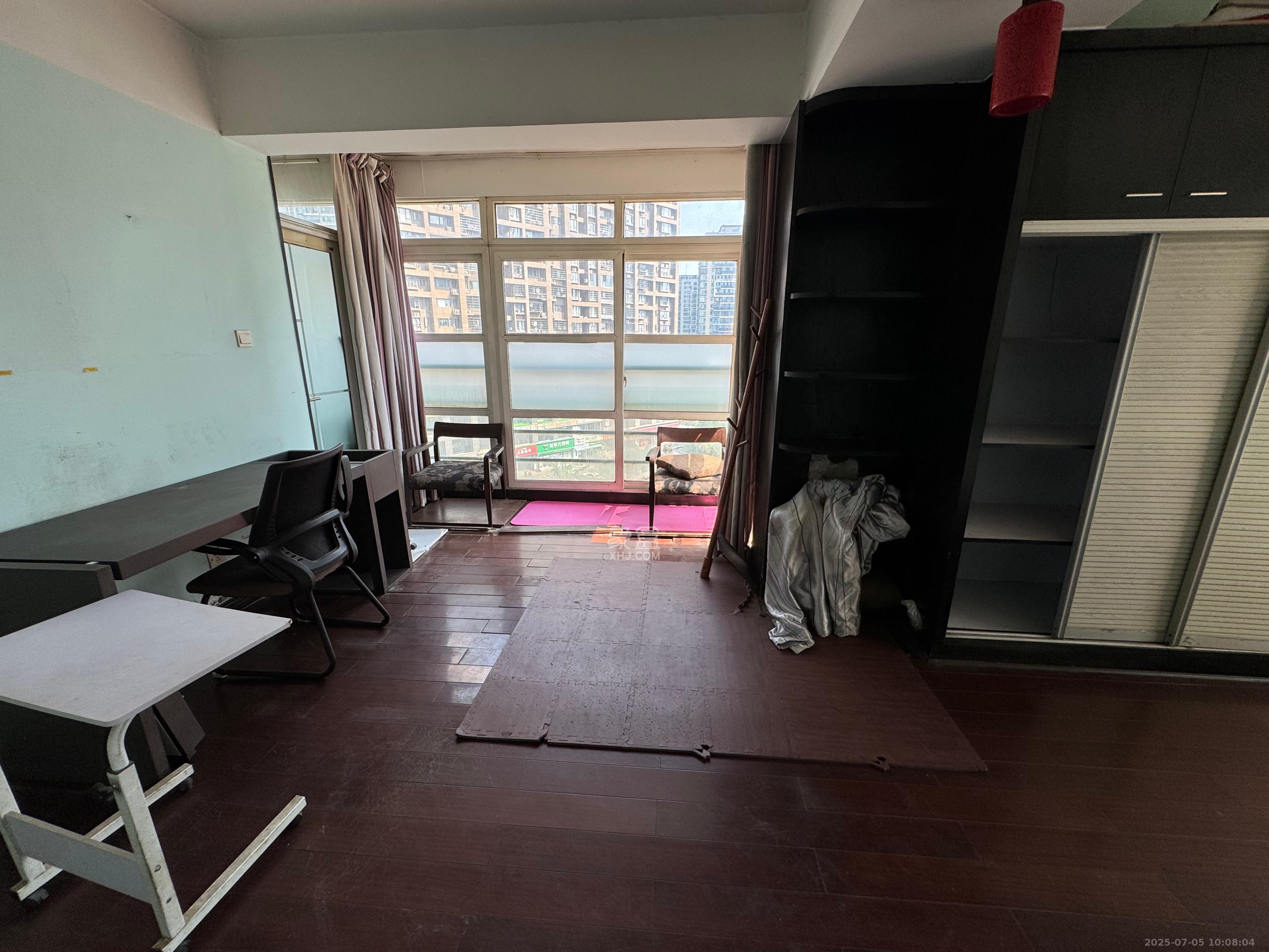 申奥美域 3室2厅1卫 2100.0元/月 申奥美域 3室2厅1卫 2100.0元/月室内图