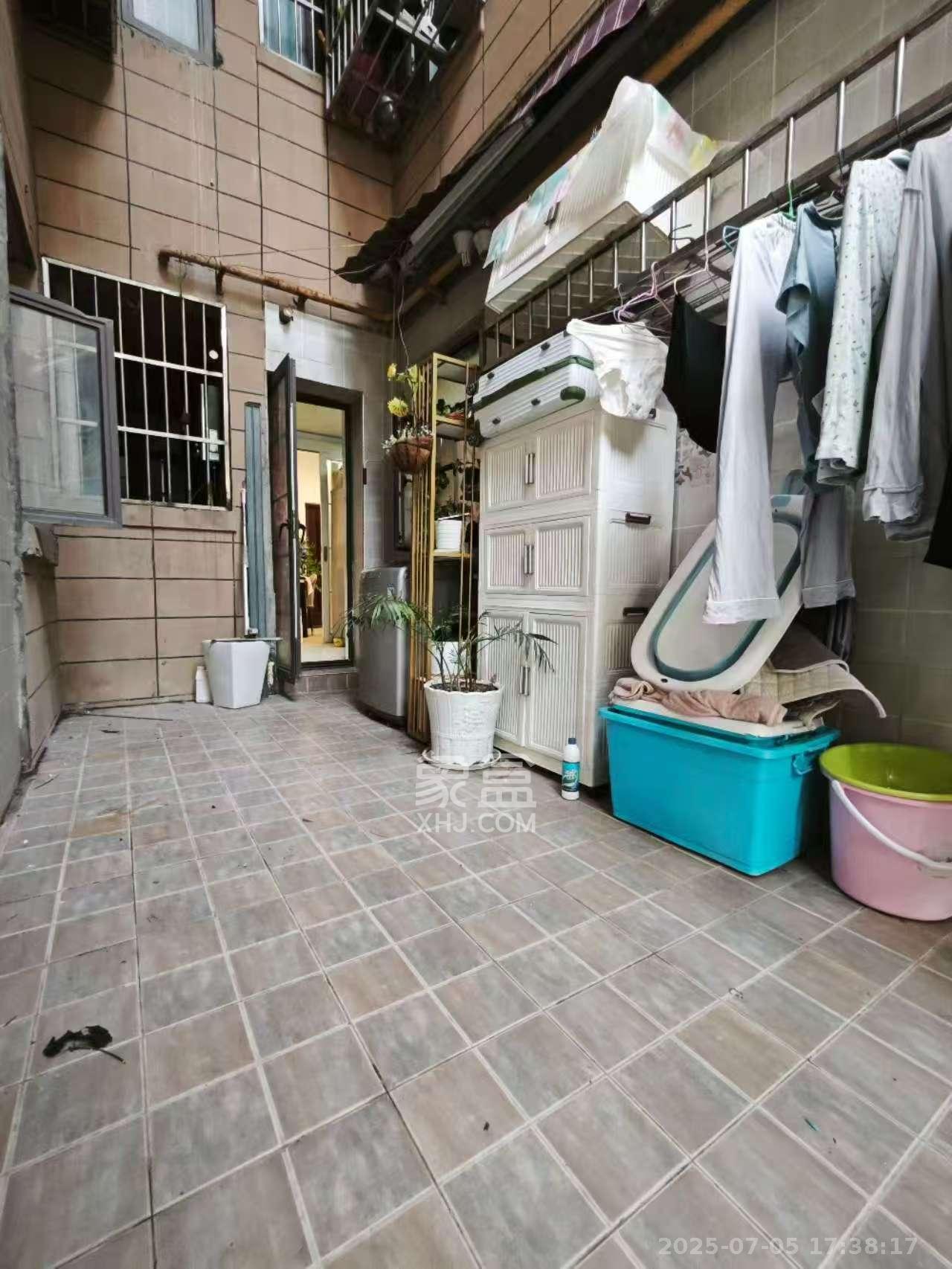 好望谷  2室2厅1卫   1600.00元/月室内图