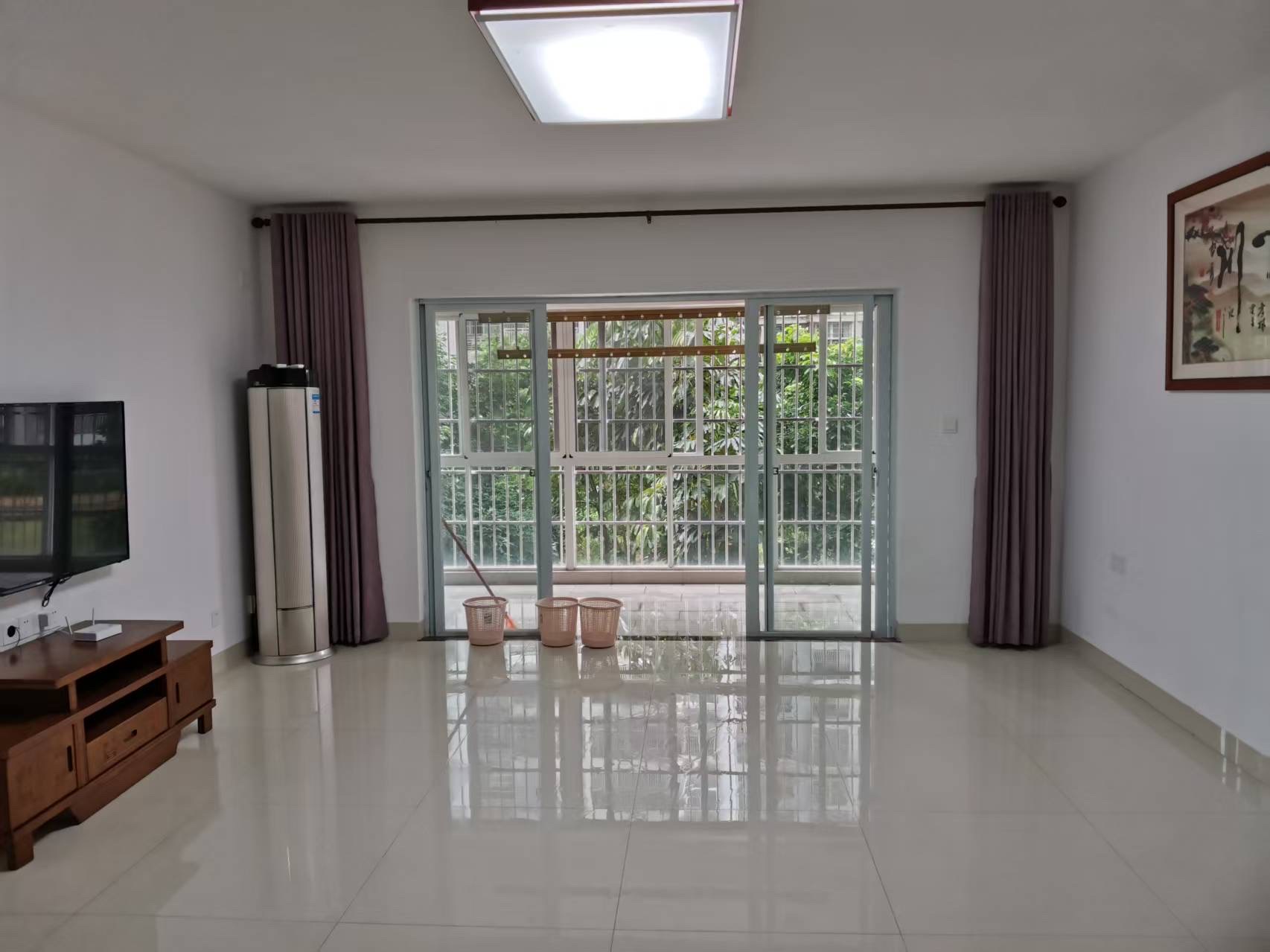 海航城 5室2厅2卫 3100.0元/月 海航城 5室2厅2卫 3100.0元/月室内图