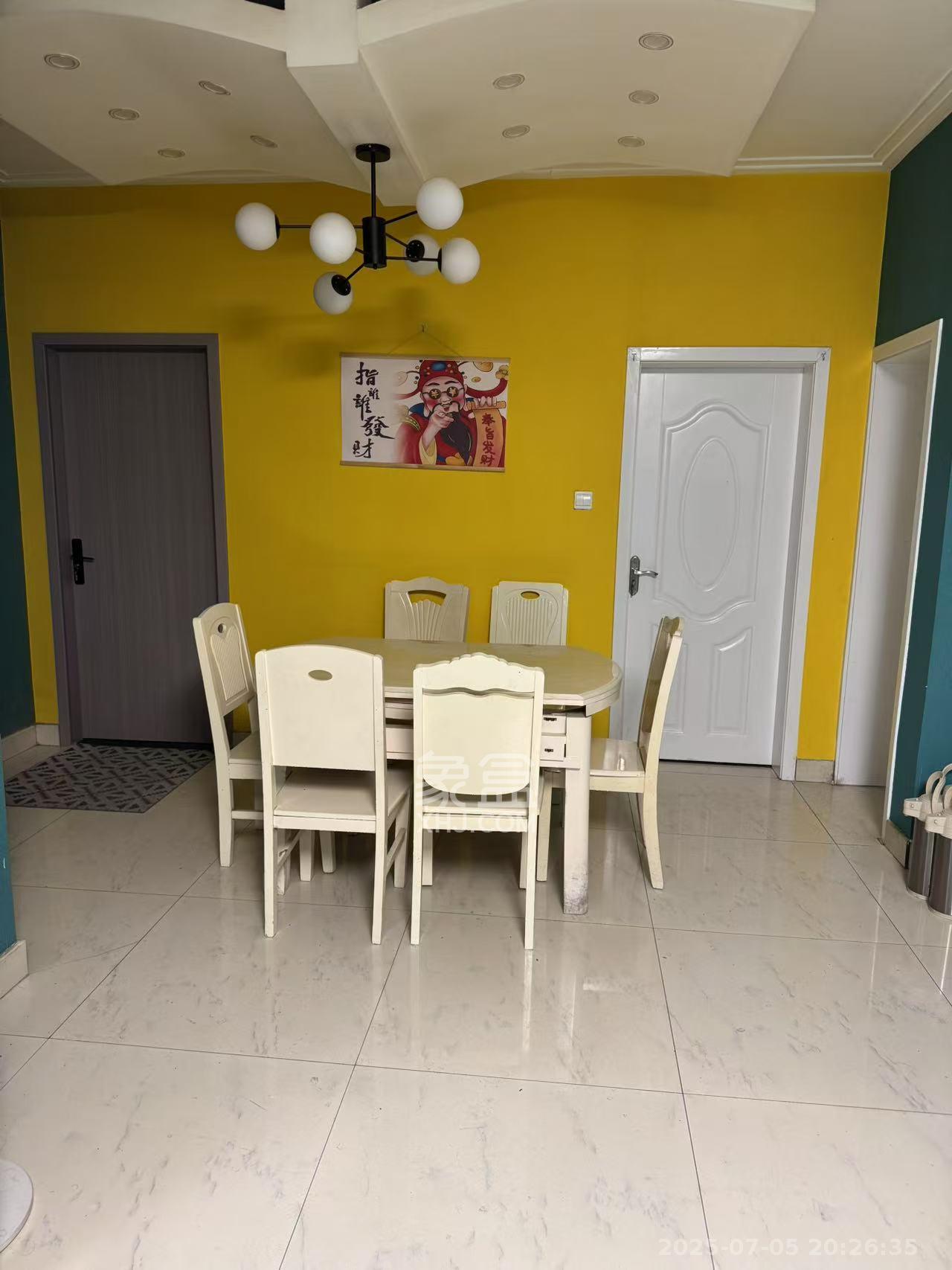 华银园 3室2厅1卫 2200.0元/月 华银园 3室2厅1卫 2200.0元/月室内图