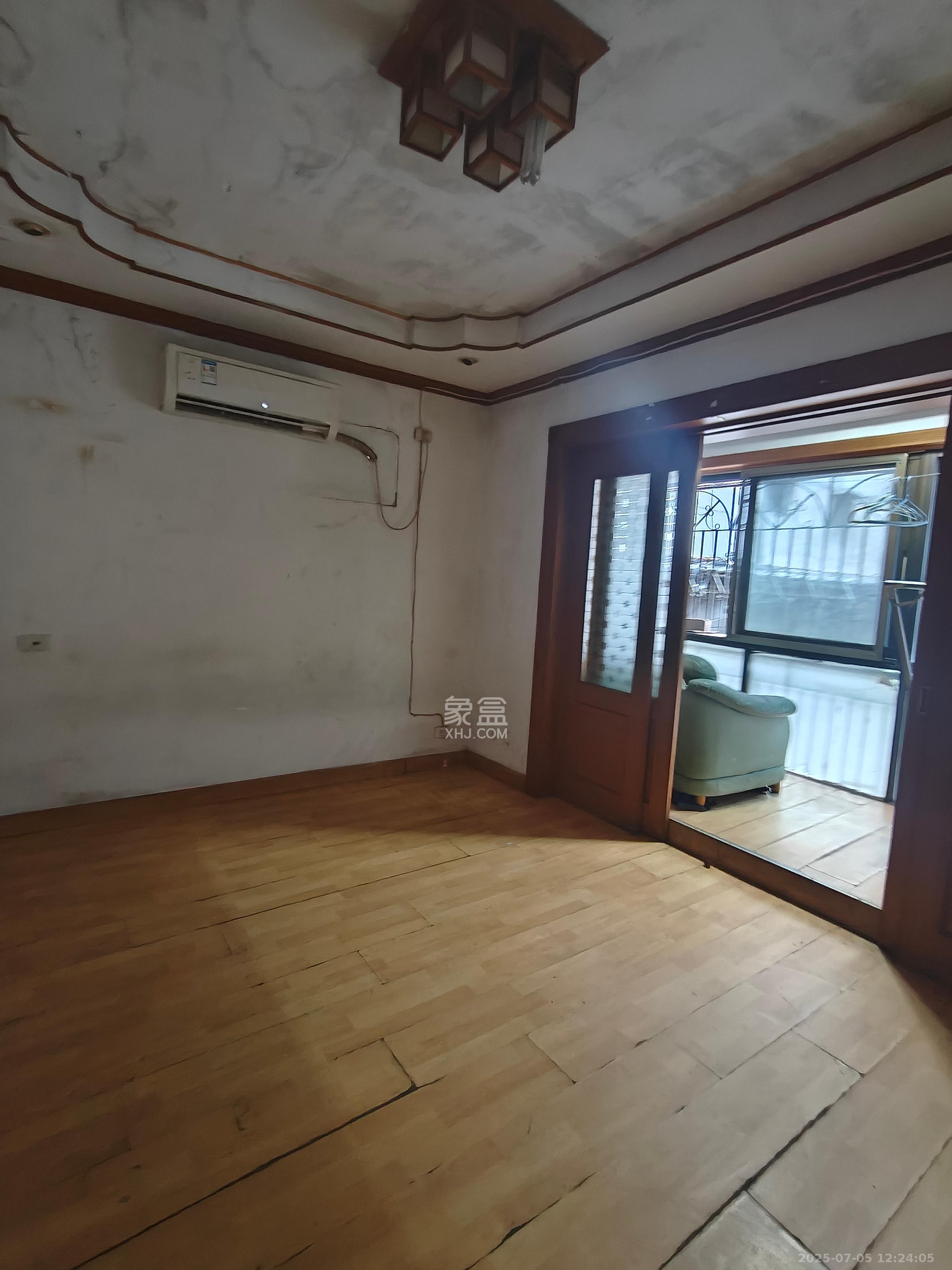 新富城  3室1厅1卫    2600.0元/月 新富城  3室1厅1卫    2600.0元/月室内图