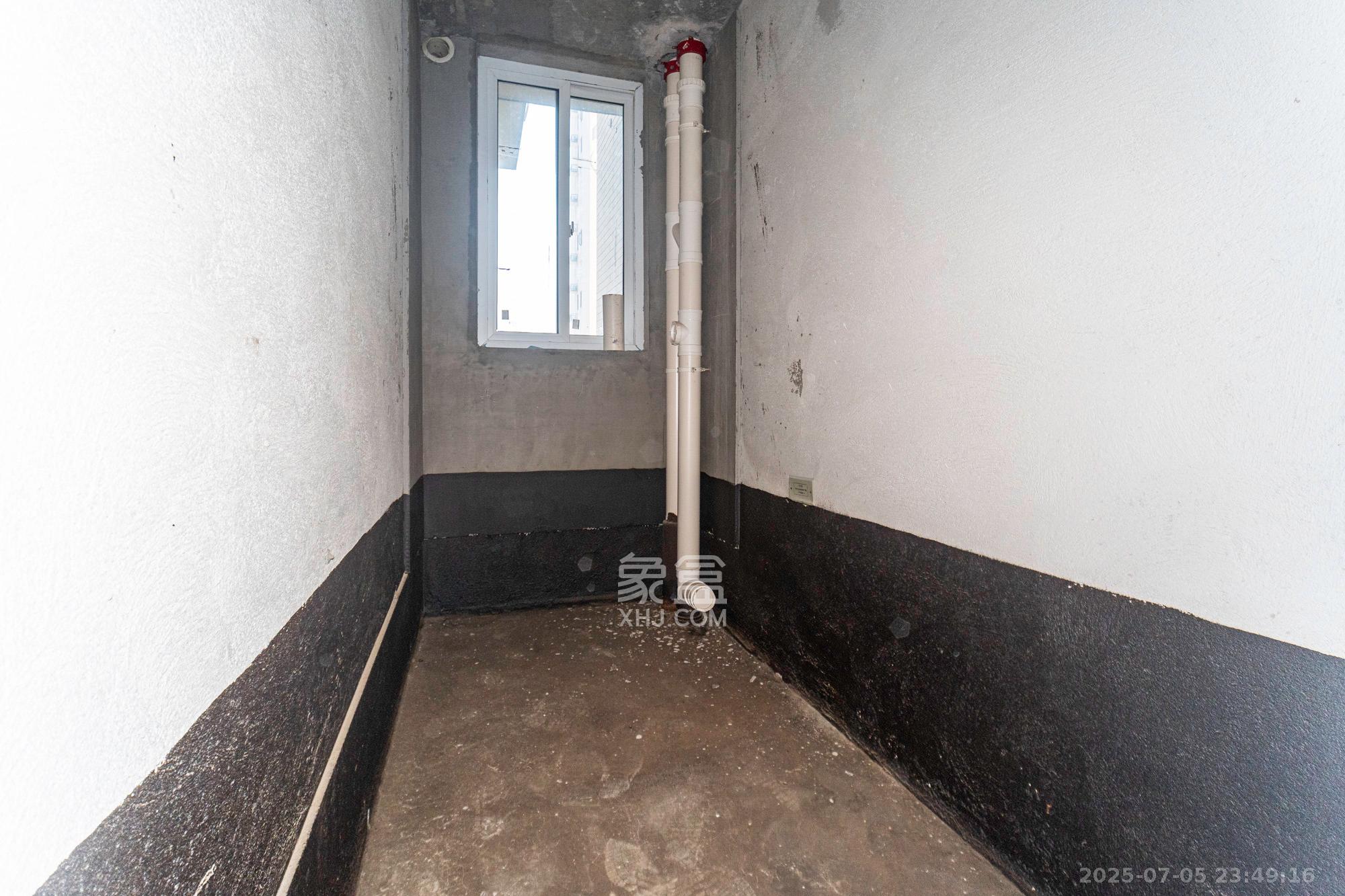 中安善化国际 3室2厅2卫 47.0万 中安善化国际 3室2厅2卫 47.0万卫生间