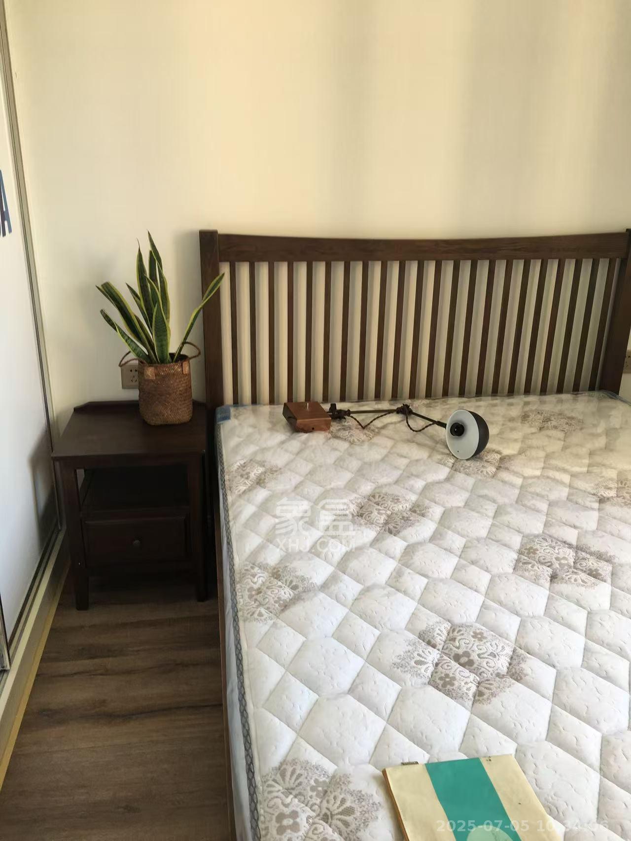 钰龙天下二期(钰龙佳园) 3室2厅2卫 3600.0元/月 钰龙天下二期(钰龙佳园) 3室2厅2卫 3600.0元/月室内图