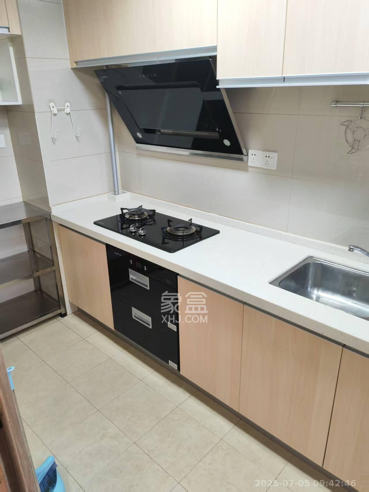 五矿万境蓝山  3室2厅1卫   2400.00元/月室内图