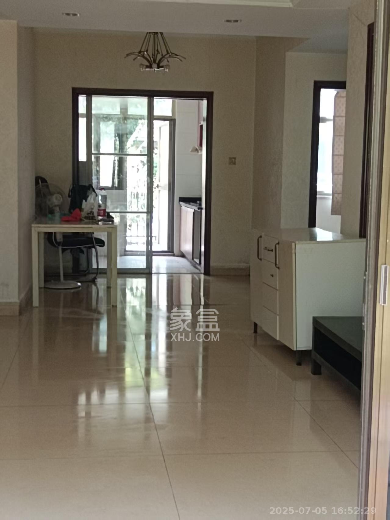 碧桂园威尼斯城 2室2厅1卫 2500.0元/月 碧桂园威尼斯城 2室2厅1卫 2500.0元/月室内图