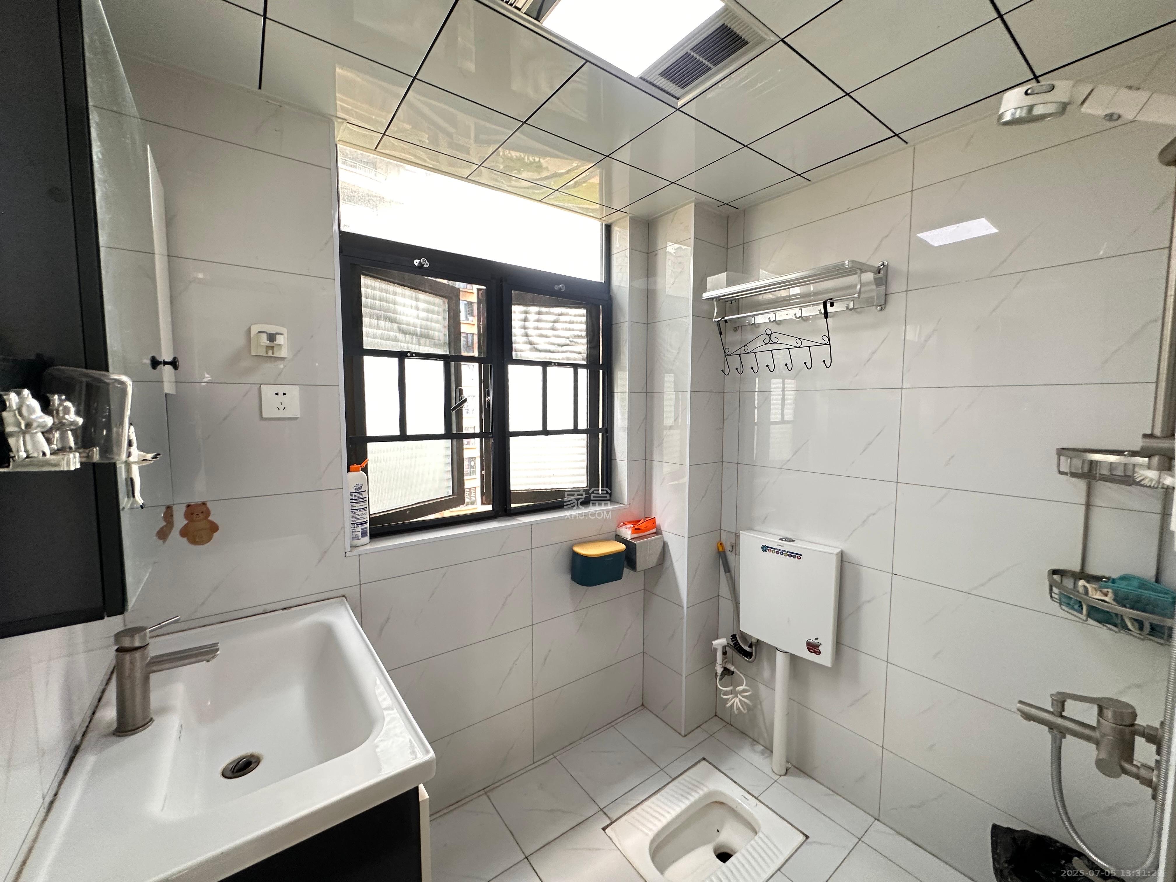 嘉雨兴园 2室1厅1卫 3000.0元/月 嘉雨兴园 2室1厅1卫 3000.0元/月室内图