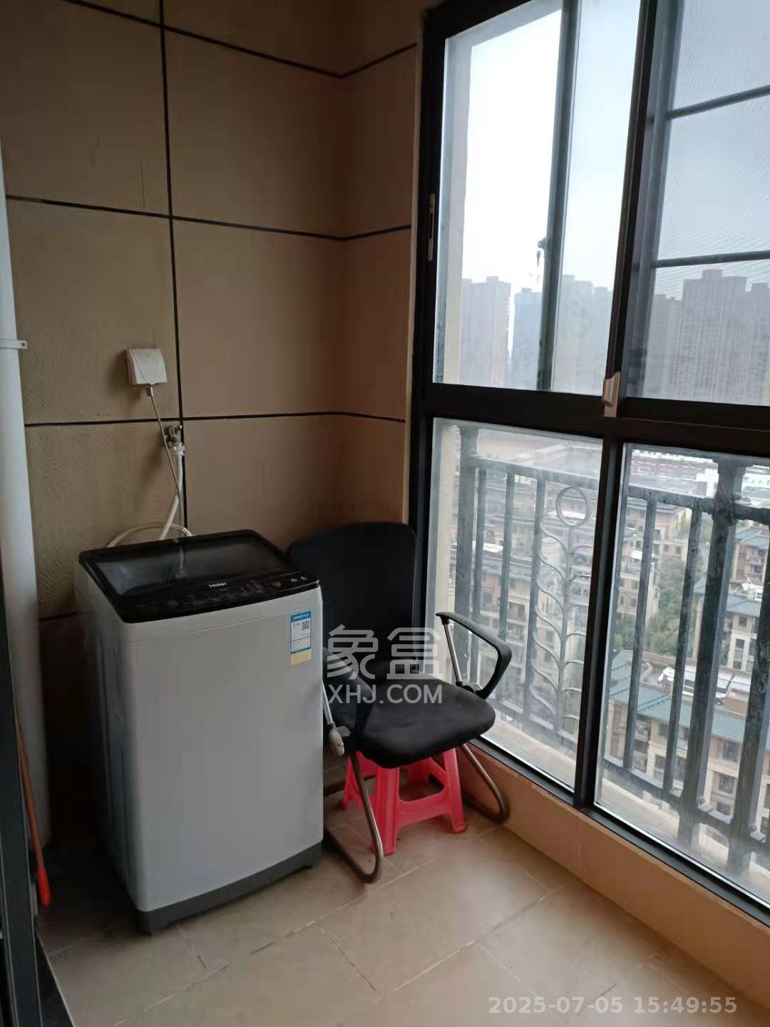 恒大御景天下城一期  3室2厅1卫    2200.0元/月 恒大御景天下城一期  3室2厅1卫    2200.0元/月室内图