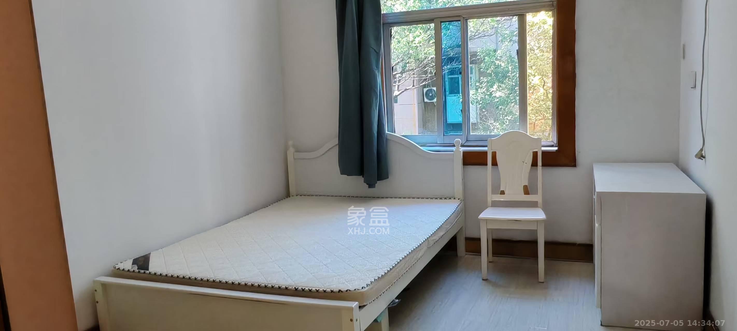 桂花二村  2室1厅1卫    1600.0元/月 桂花二村  2室1厅1卫    1600.0元/月室内图